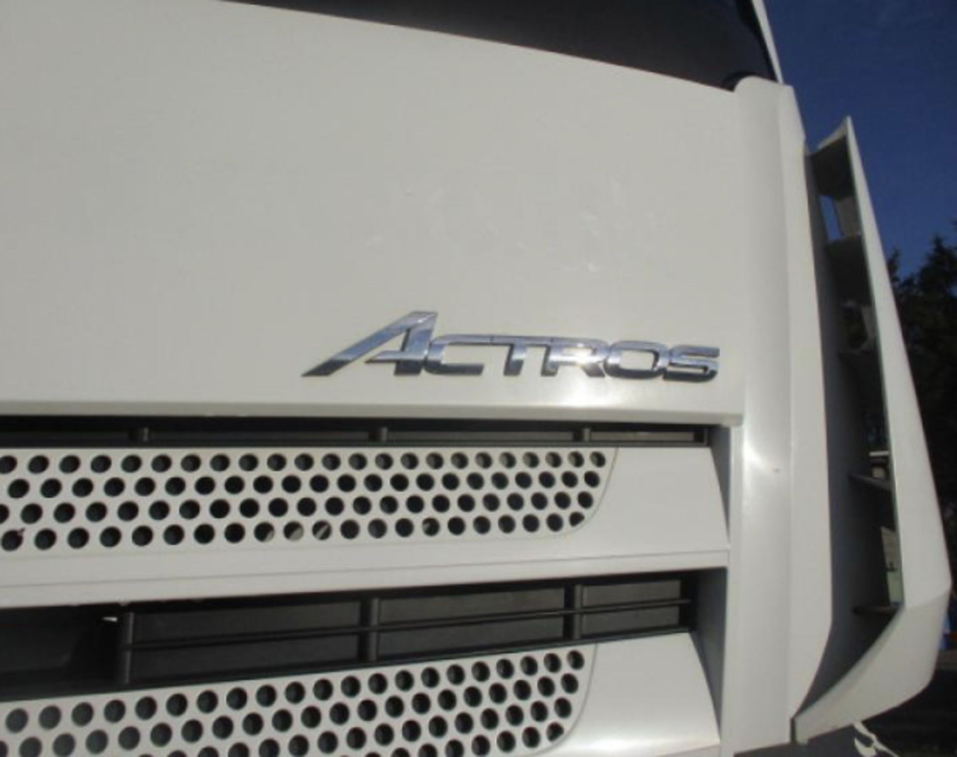 2015 MERCEDES ACTROS 2545 - Image 3 of 13