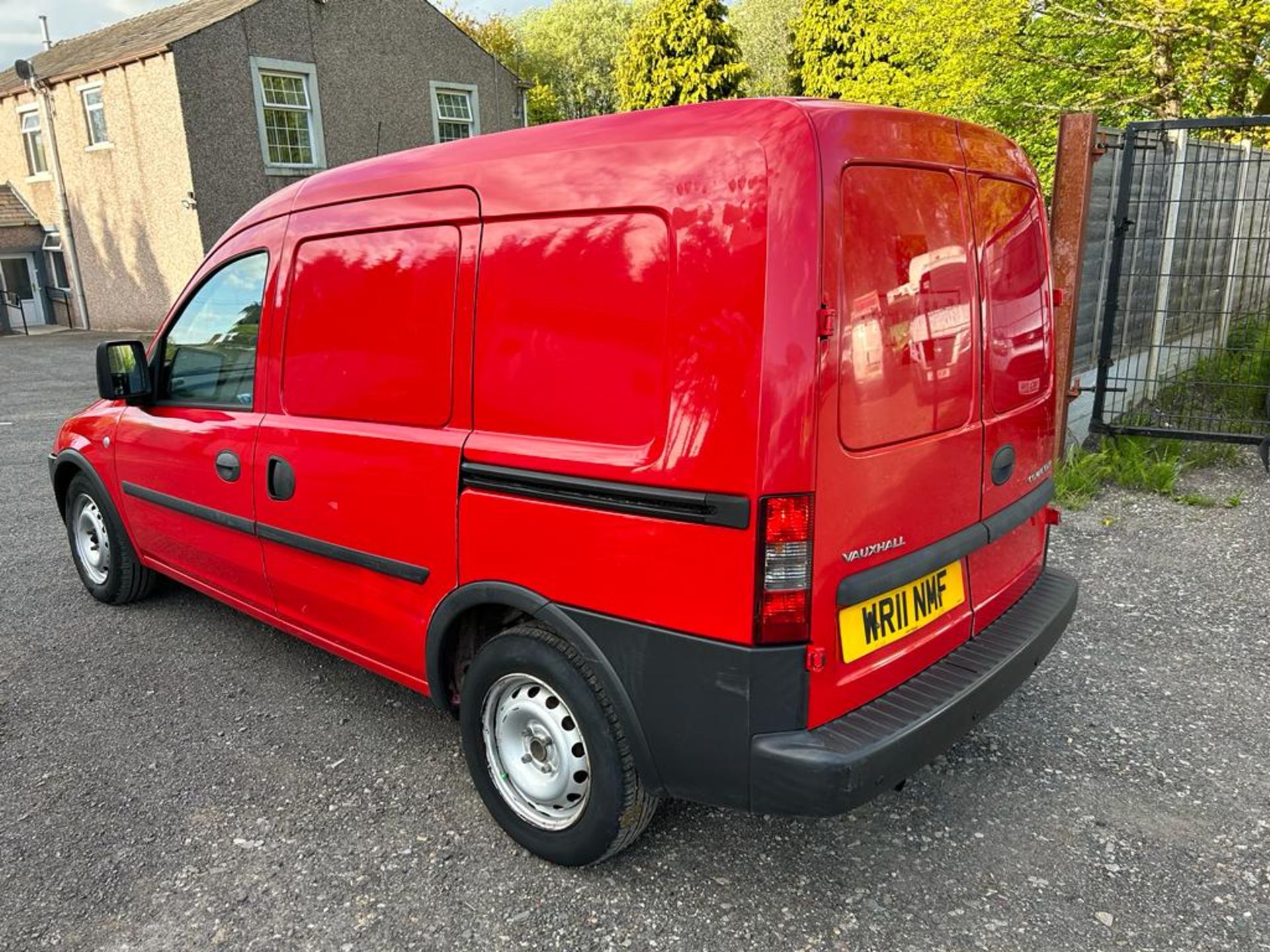 2011 VAUXHALL COMBO - Image 10 of 12