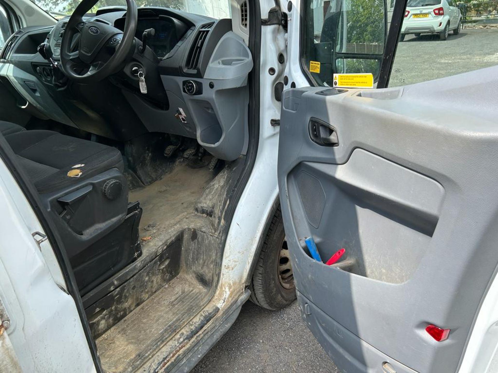 2018 FORD TRANSIT CREW CAB TIPPER - Image 9 of 13