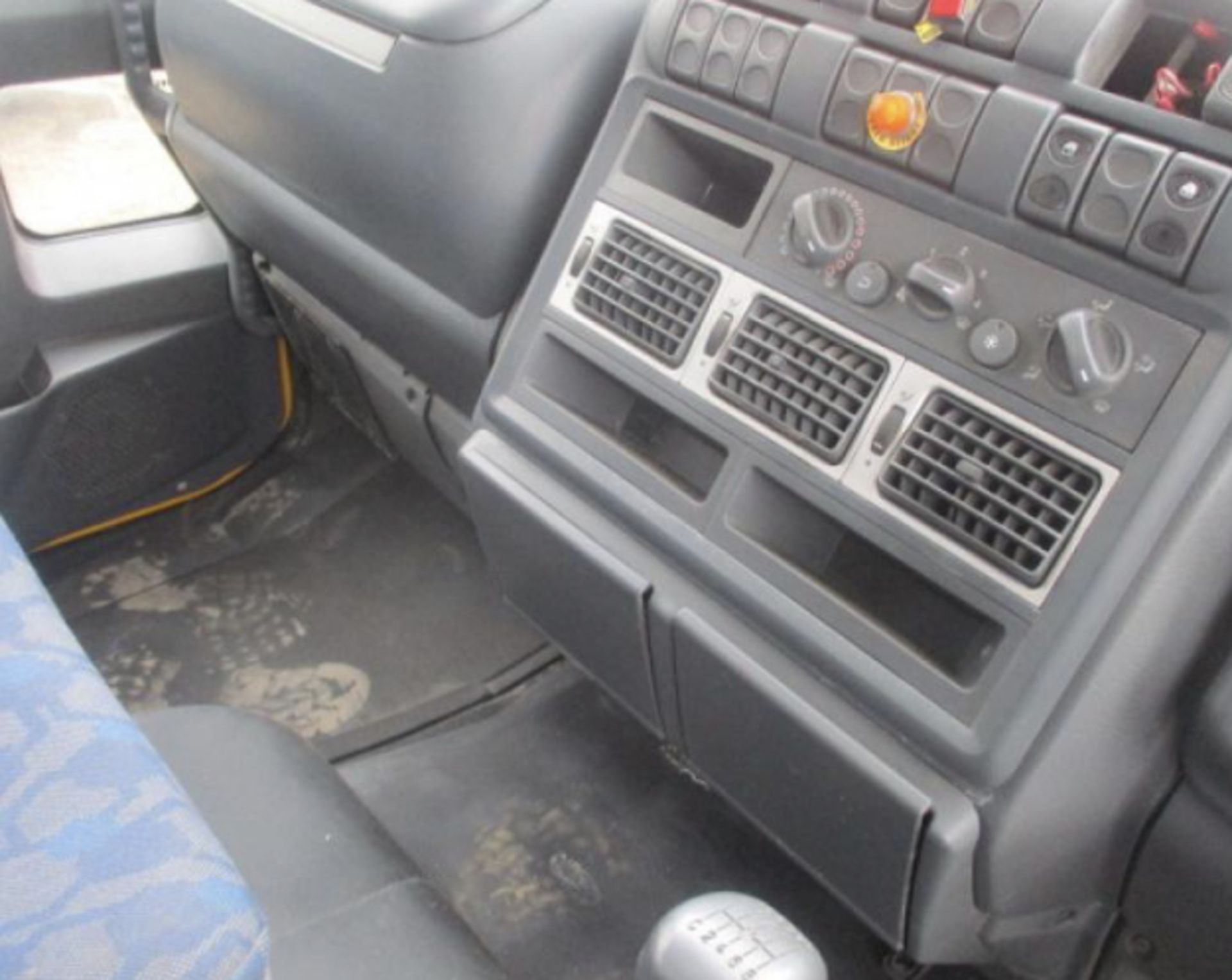 2006 IVECO EUROCARGO 180E25 - Image 16 of 16