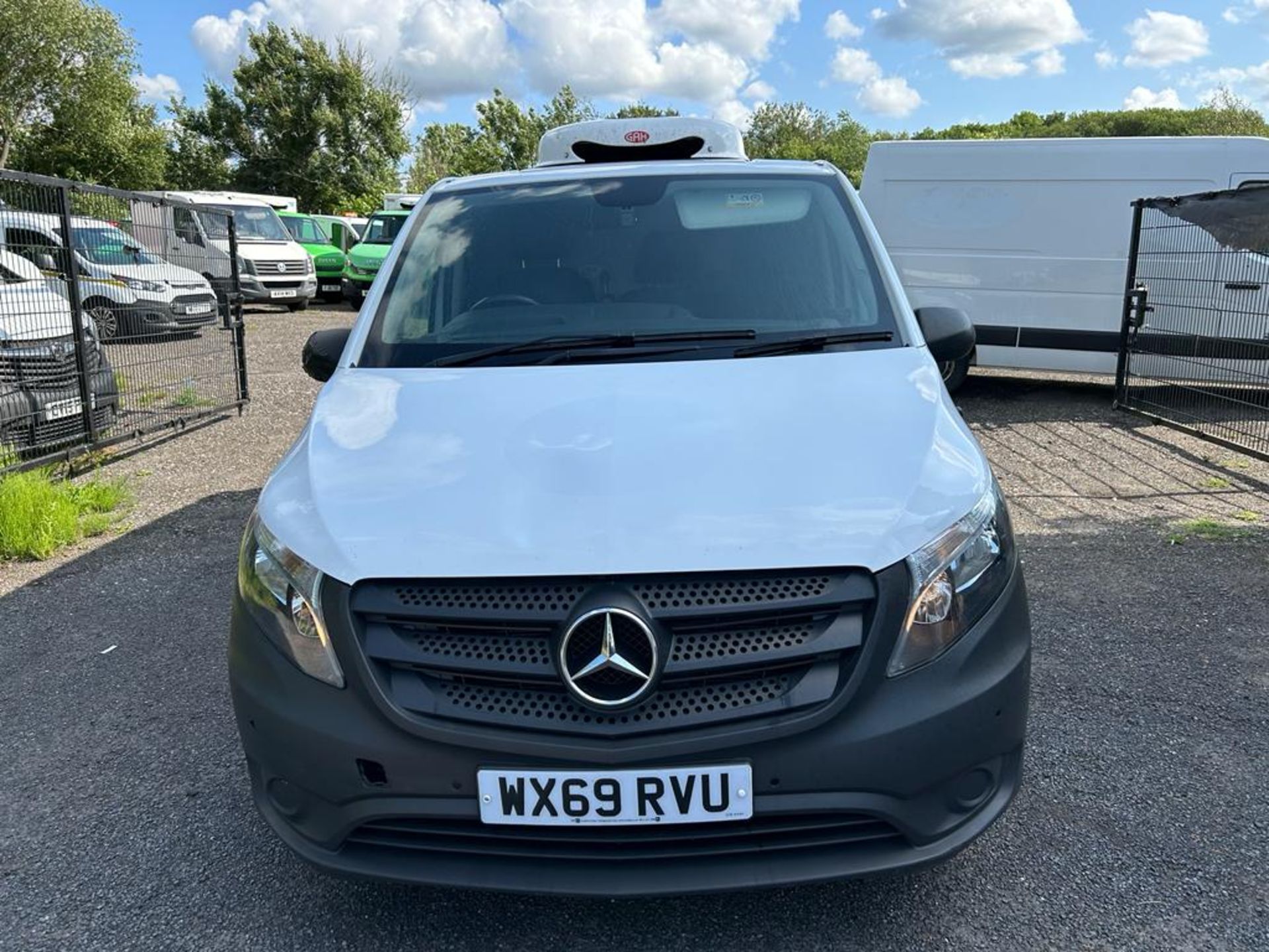 2019 MERCEDES VITO - Image 4 of 16