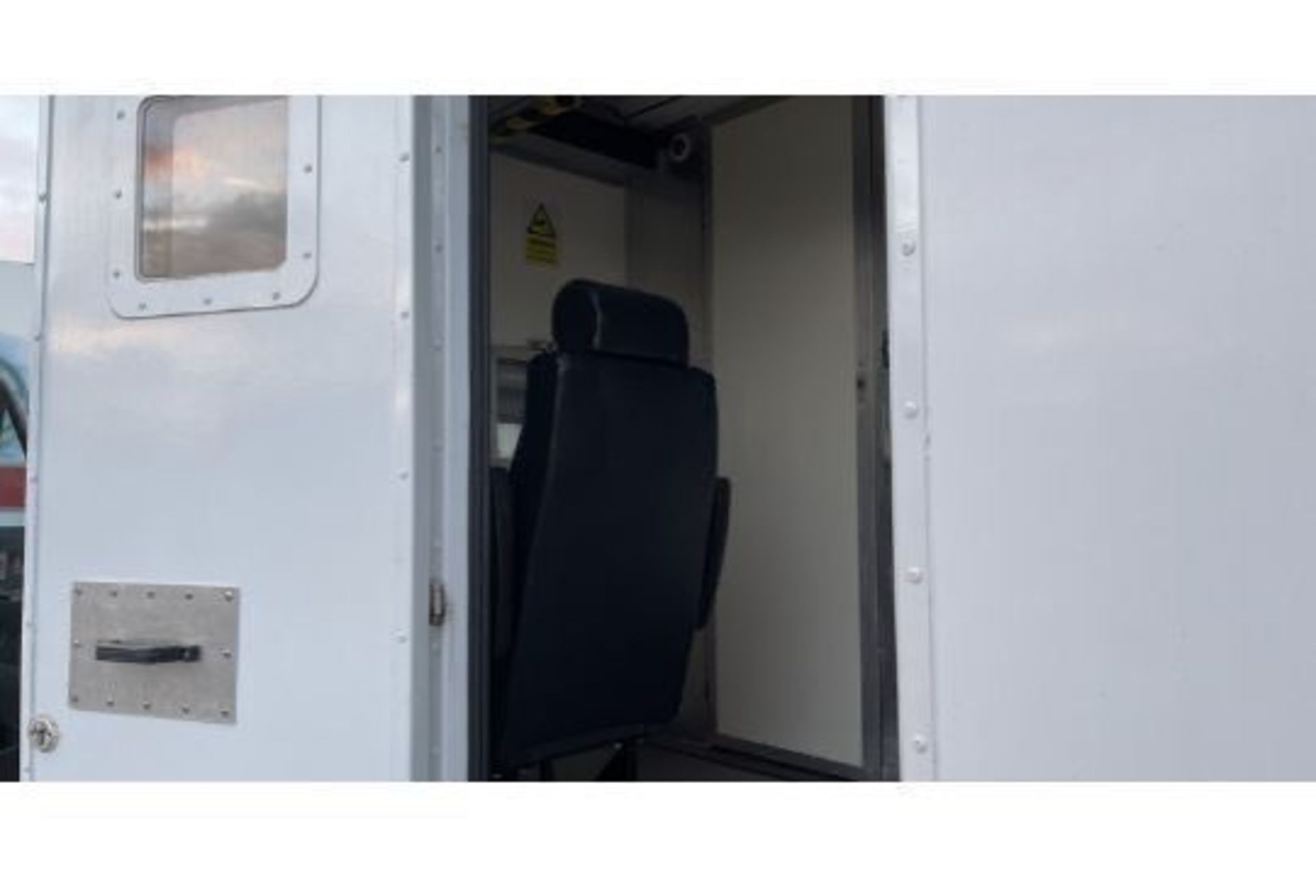 2011 IVECO DAILY 50C14 - Image 8 of 24