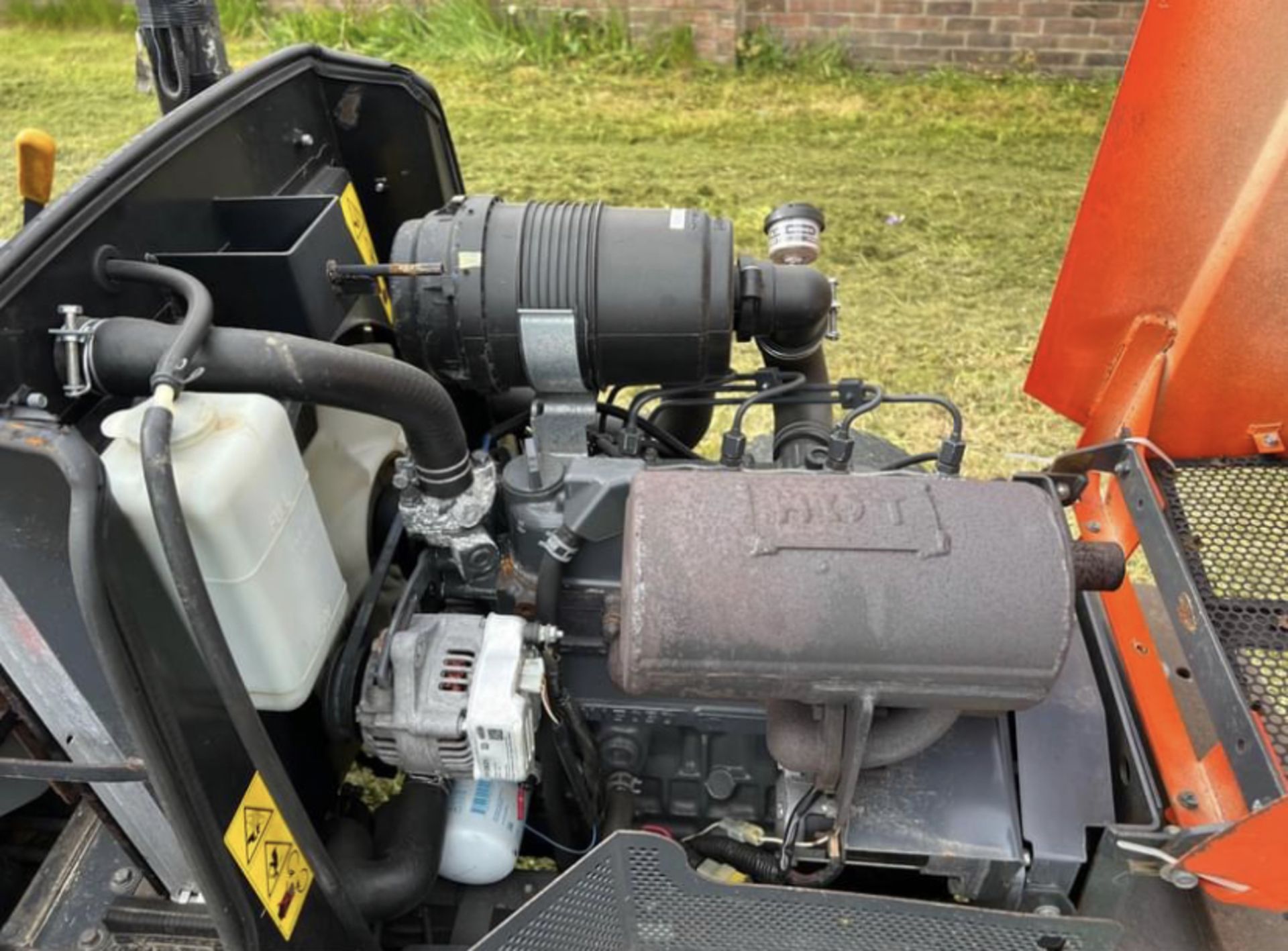 2013 KUBOTA F3680 MOWER - Image 6 of 9