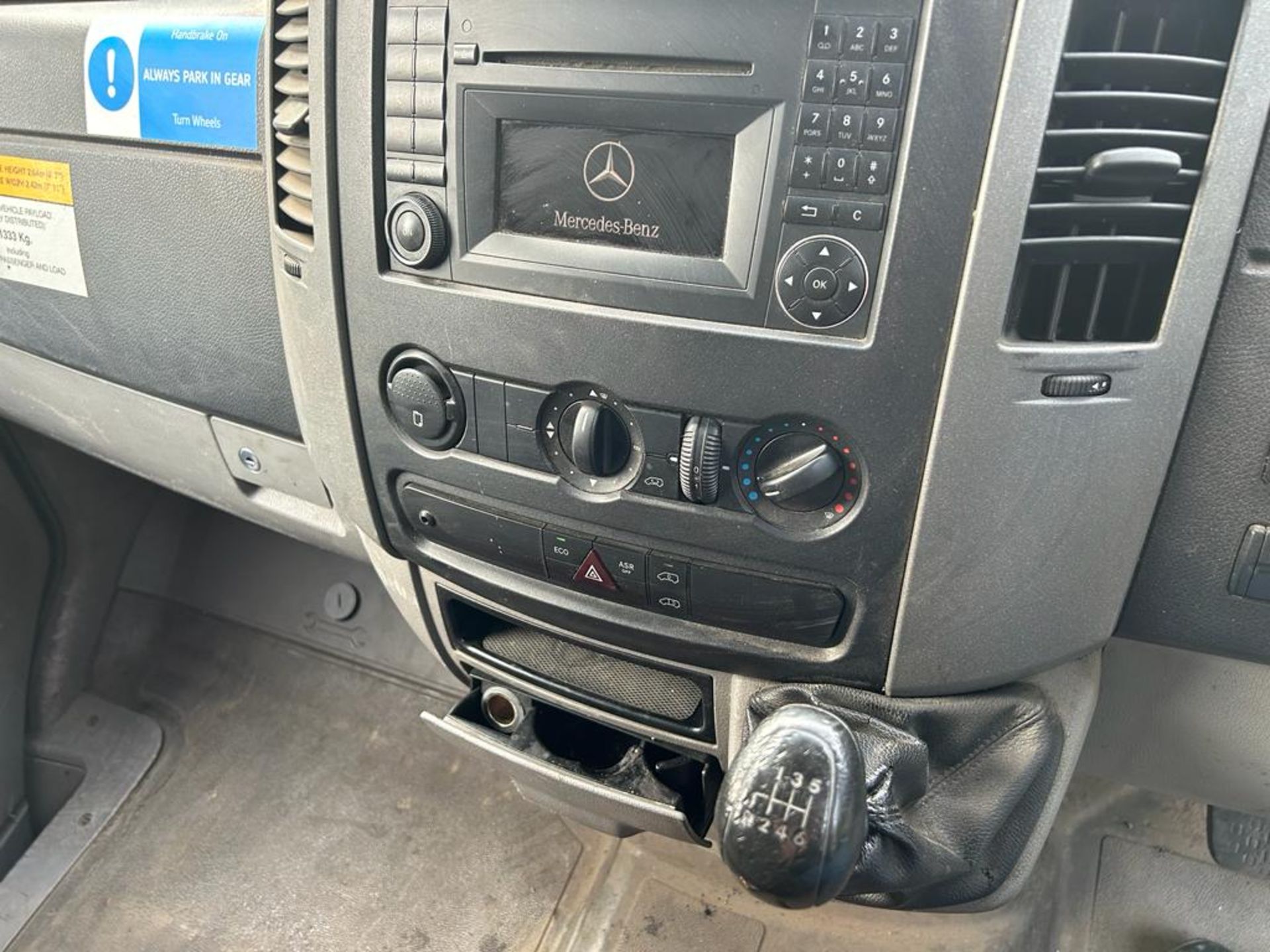 2013 MERCEDES SPRINTER VAN - Image 9 of 10