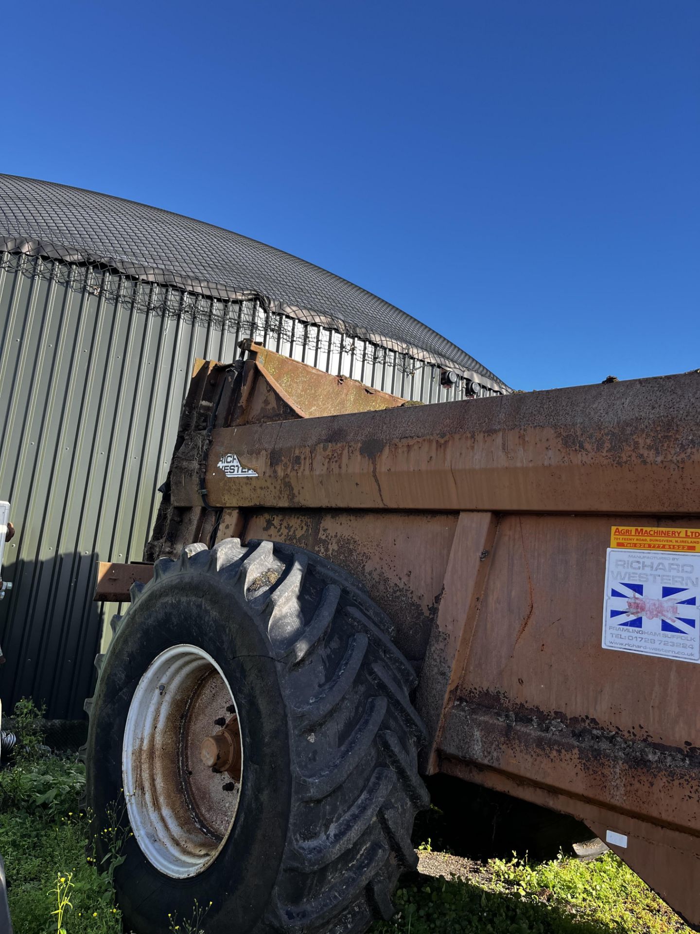 RICHARD WESTON D10 MUCK SPREADING TRAILER - Image 4 of 8