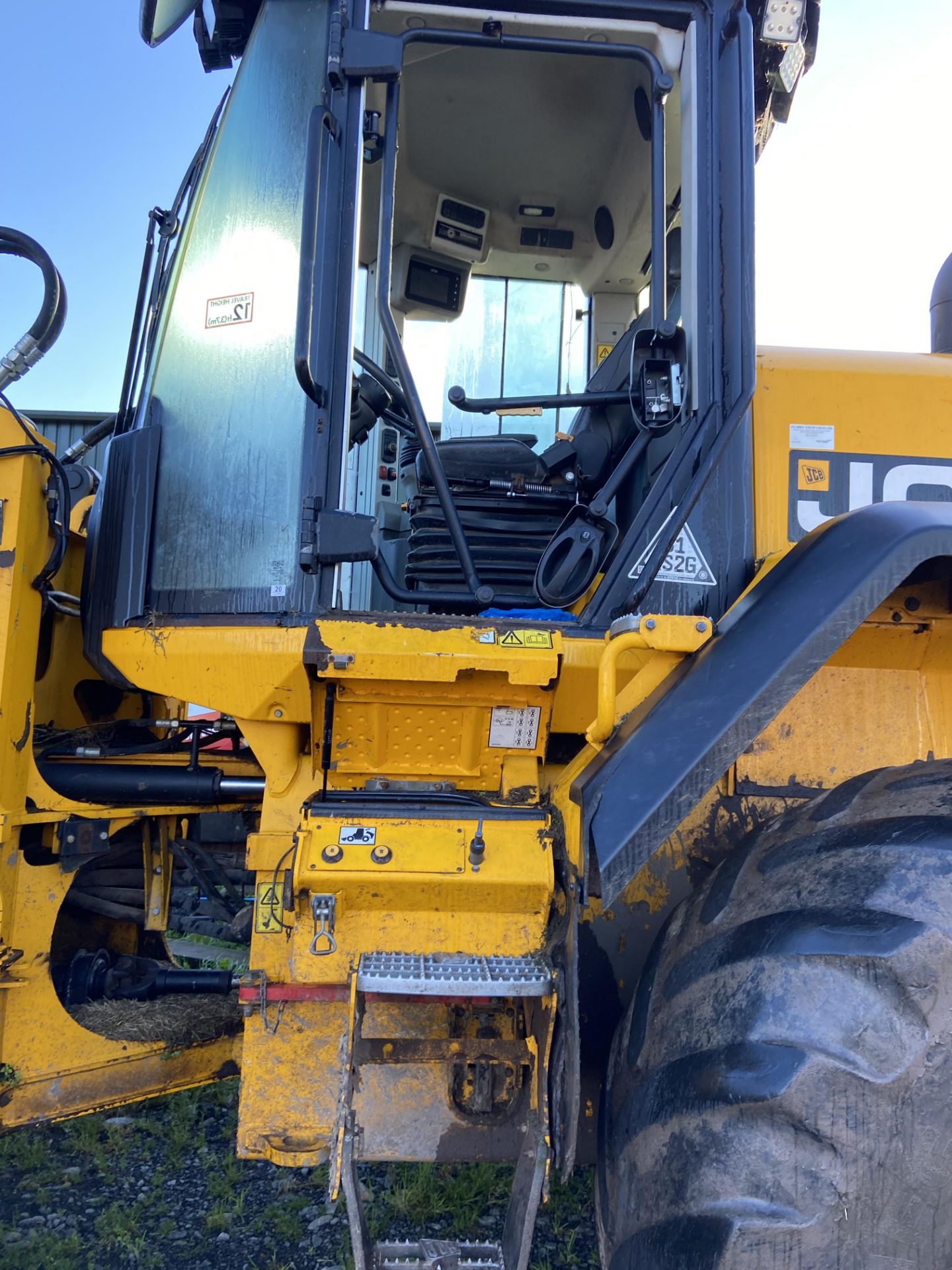 2018 JCB 437 LOADING SHOVEL - Image 4 of 23