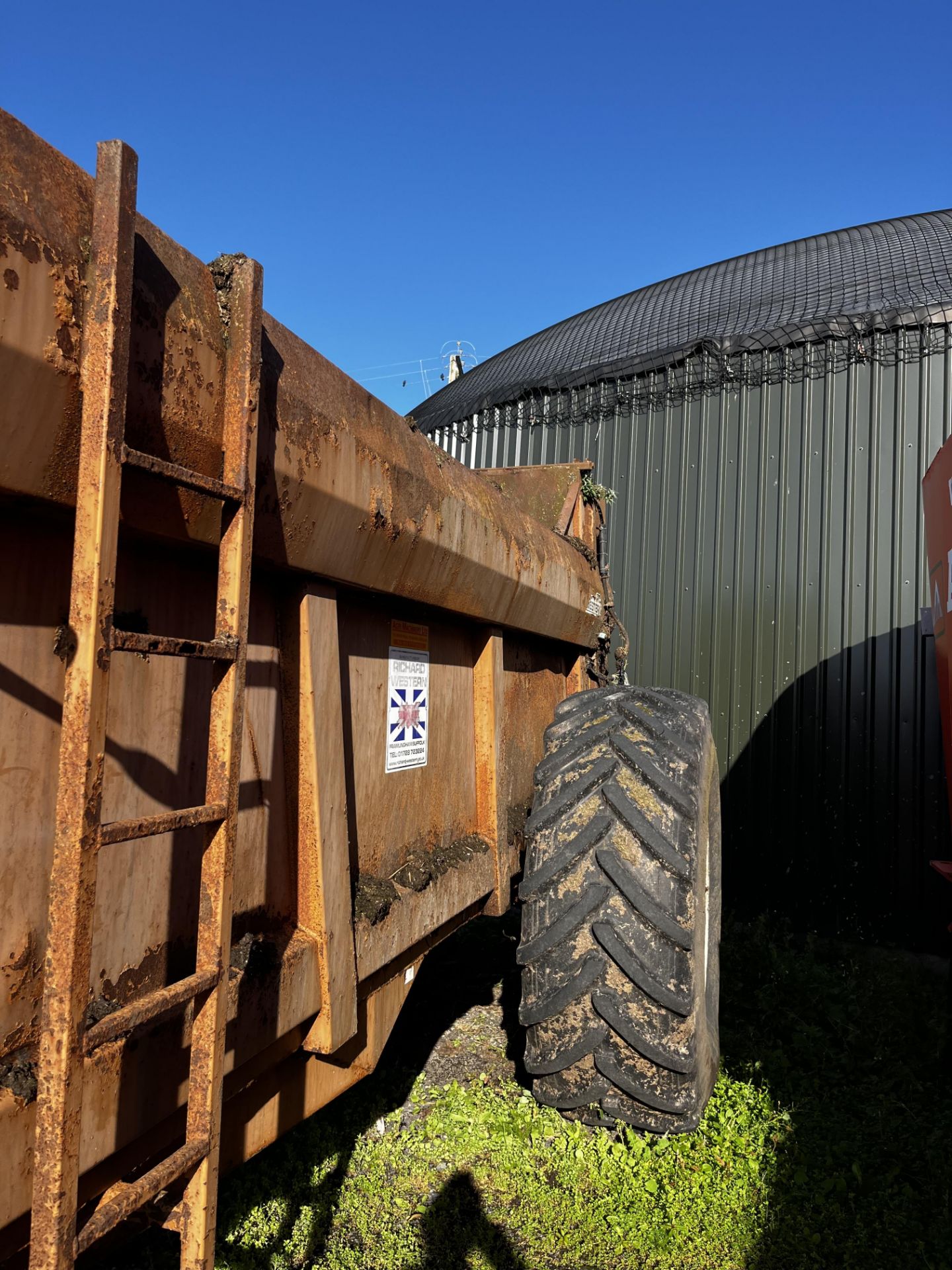 RICHARD WESTON D10 MUCK SPREADING TRAILER - Image 3 of 8