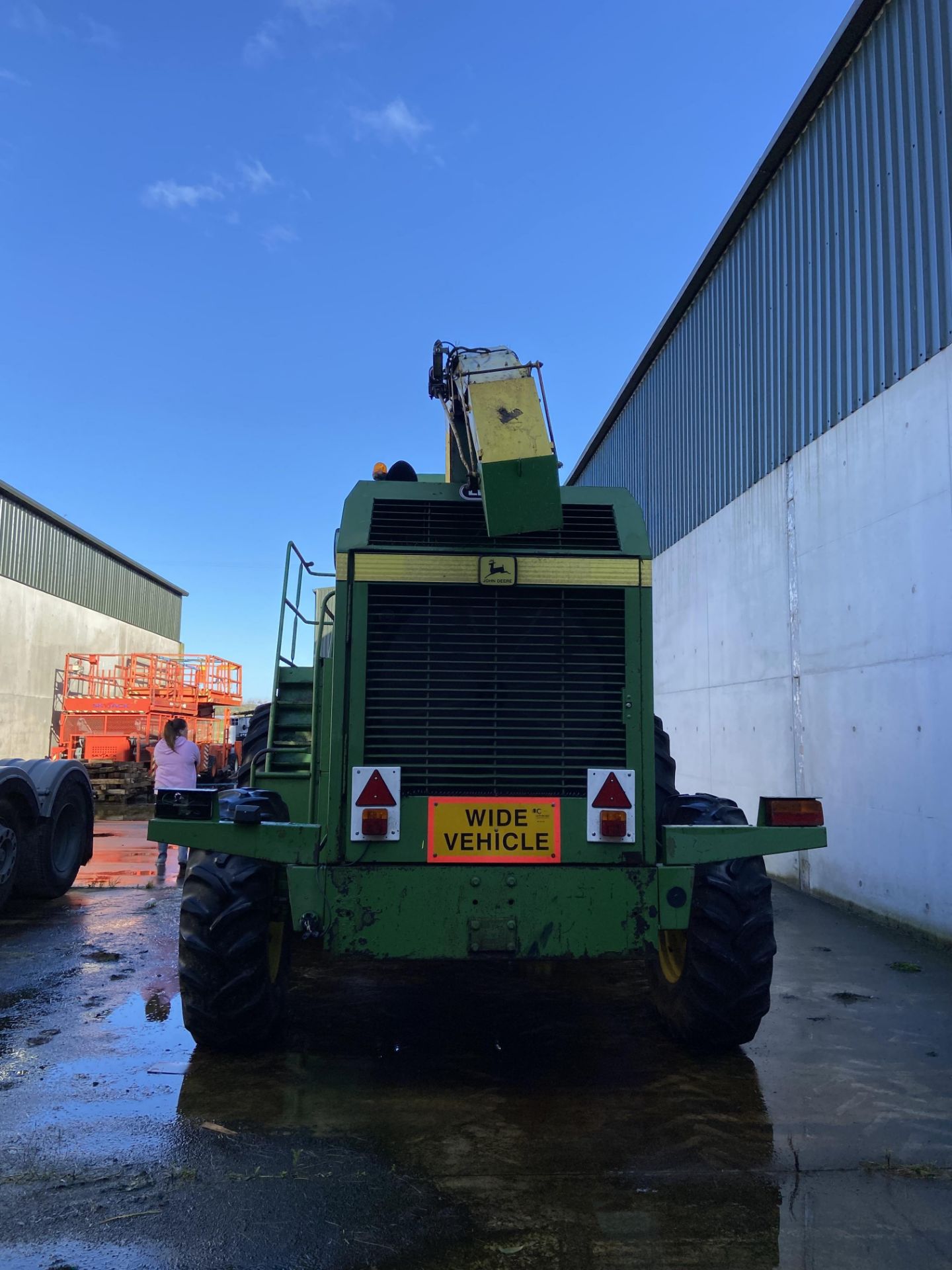 JOHN DEER 6750 HARVESTER - Image 6 of 30