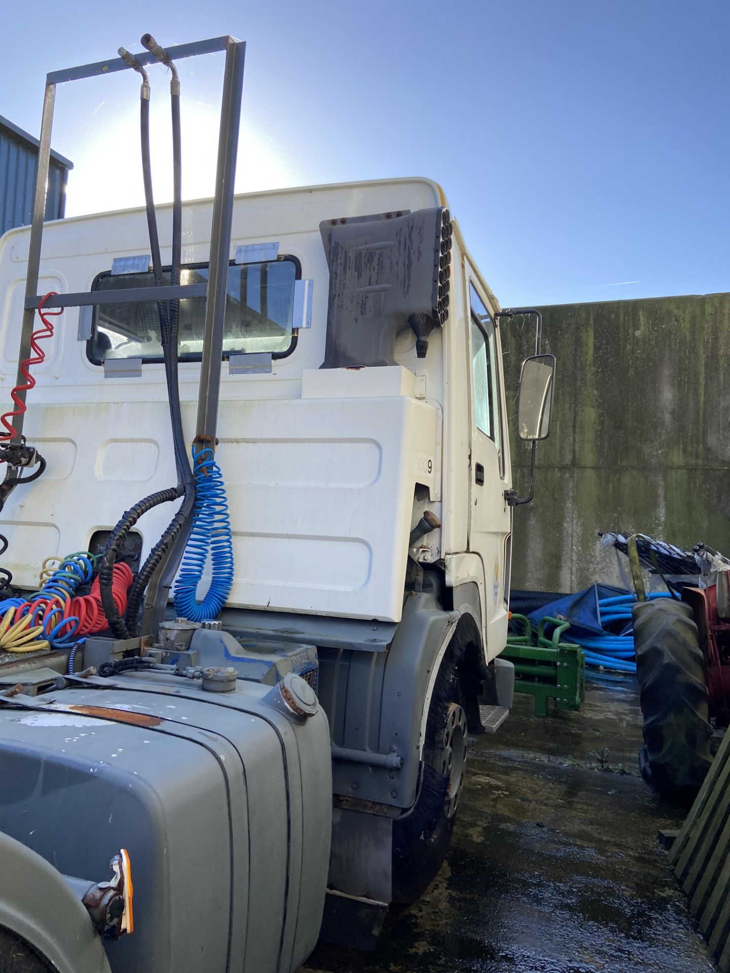 1992 FL10 VOLVO 6X2 TRACTOR UNIT - Image 5 of 13