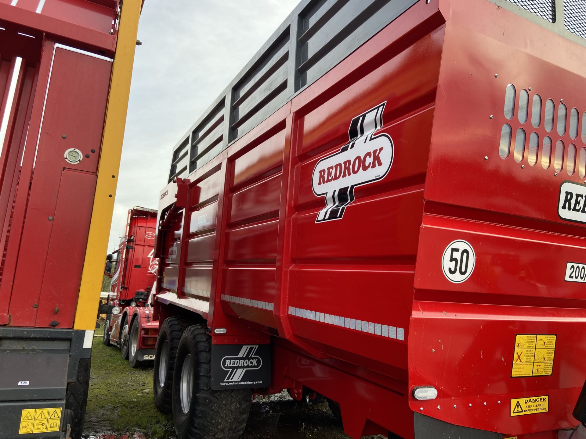 REDROCK TIPPER TRAILER. - Image 2 of 8