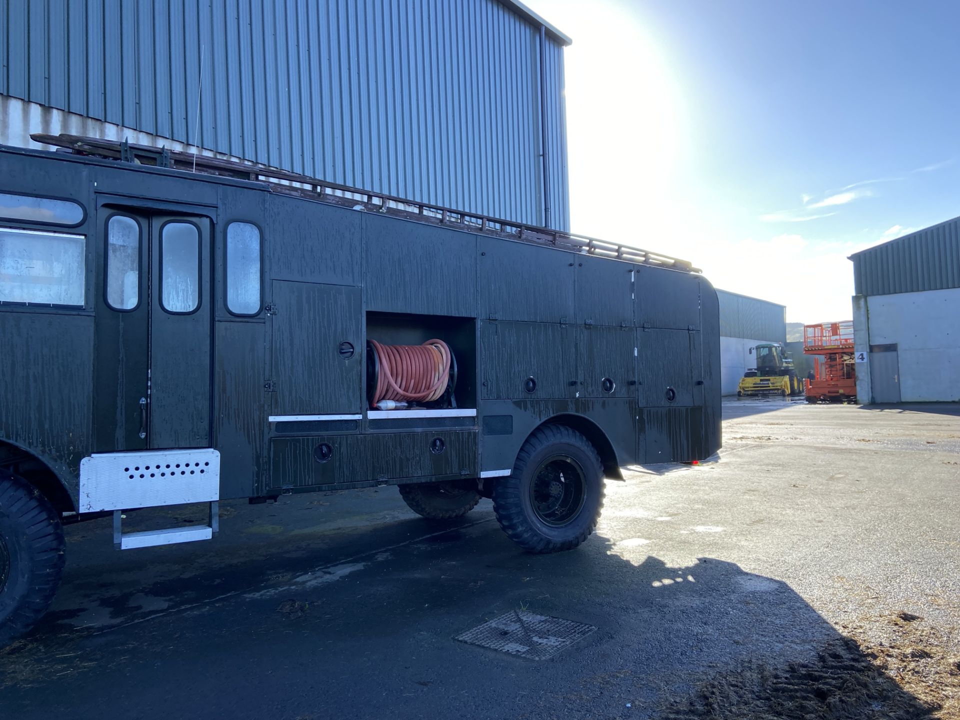 1957 BEDFORD GREEN GODDESS FIRETRUCK - Image 3 of 18