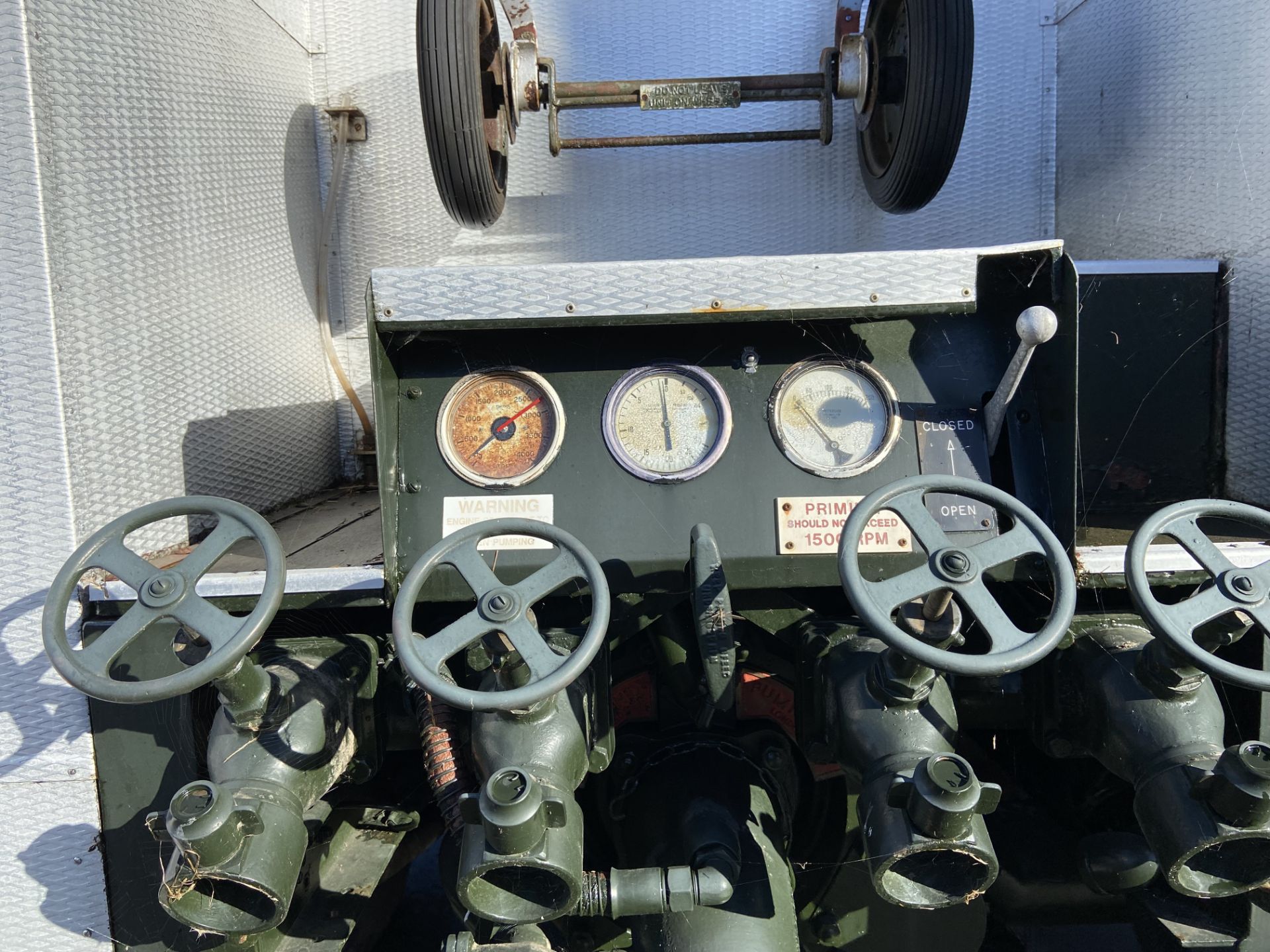 1957 BEDFORD GREEN GODDESS FIRETRUCK - Image 5 of 18