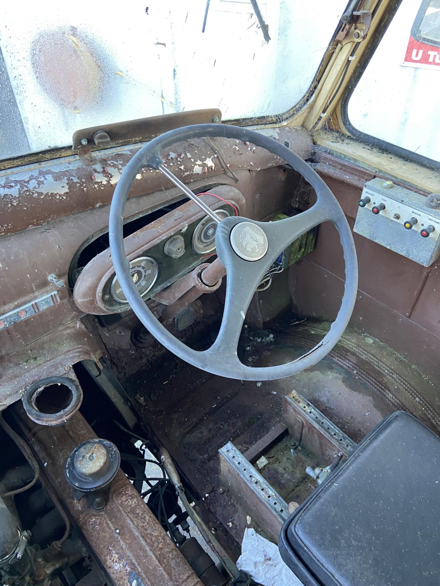 1957 BEDFORD GREEN GODDESS FIRETRUCK - Image 10 of 18