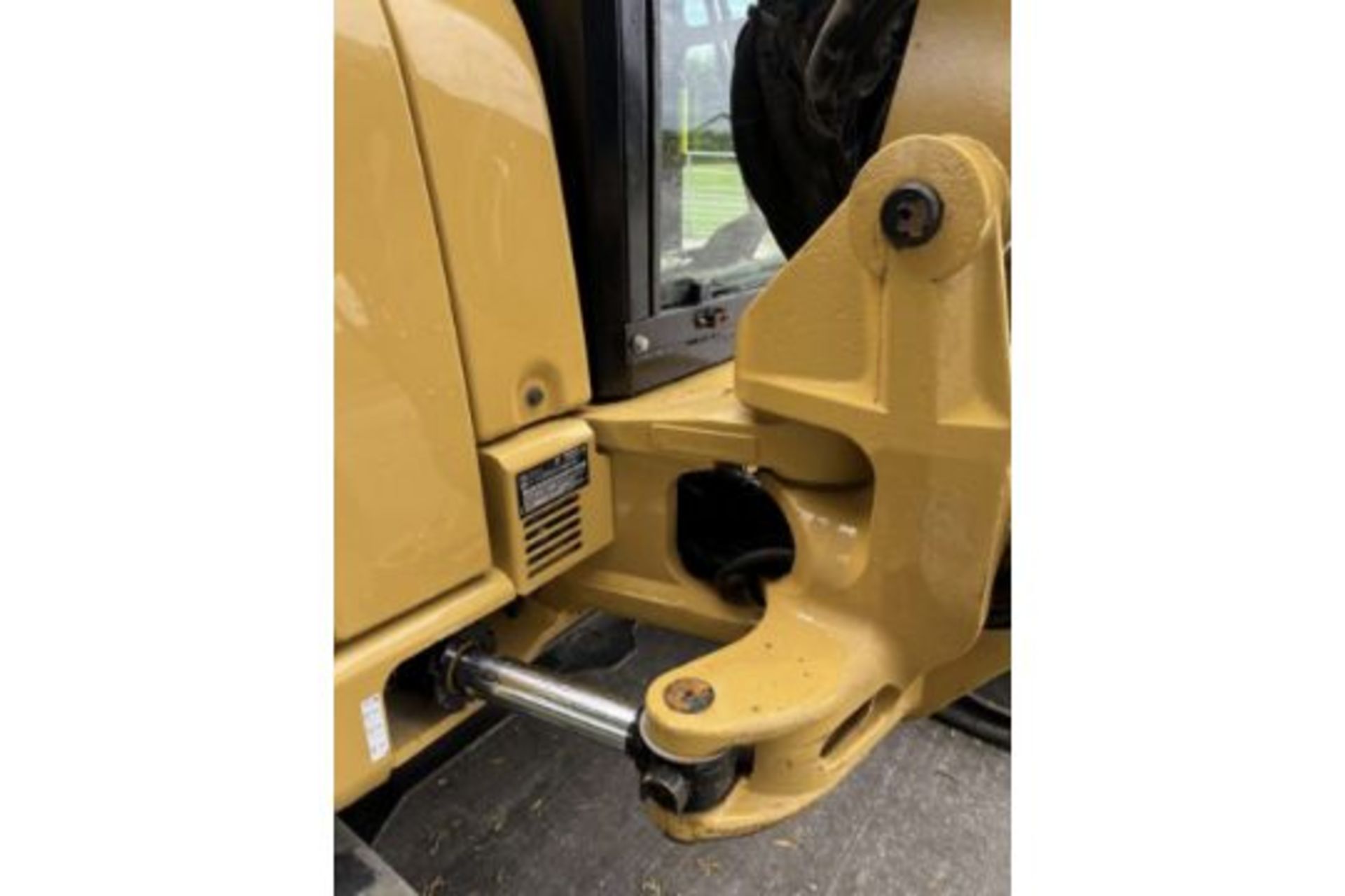 2018 CAT 305E2 DIGGER - Image 3 of 12