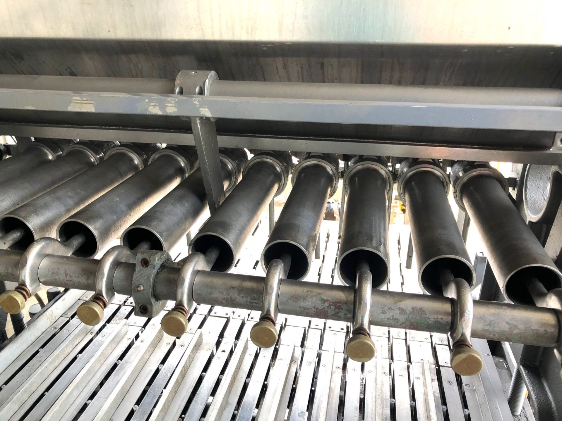 Geyer 10 Head Double Stroke Piston Filler - Image 6 of 13