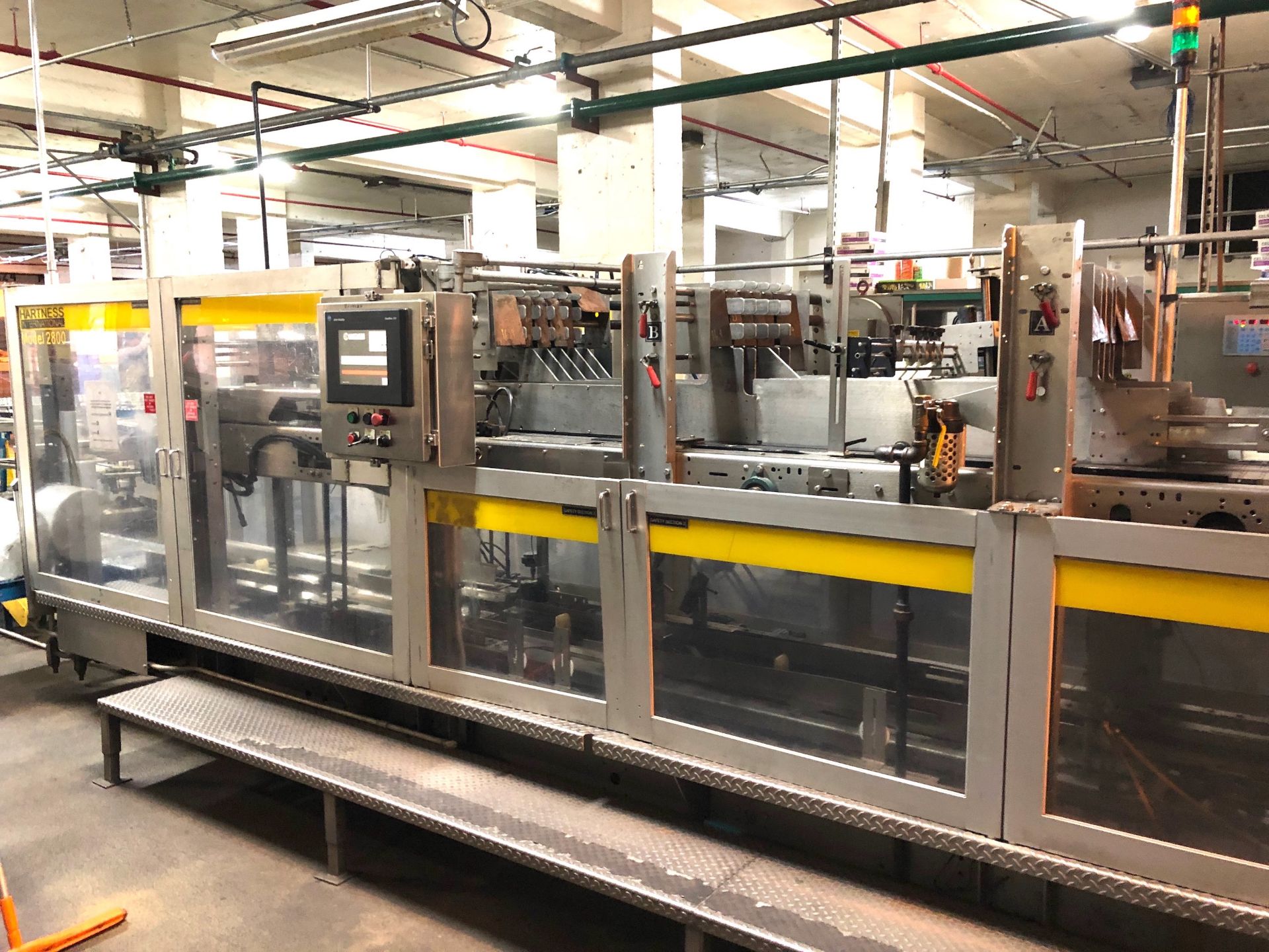 Hartness 2800 Case Packer