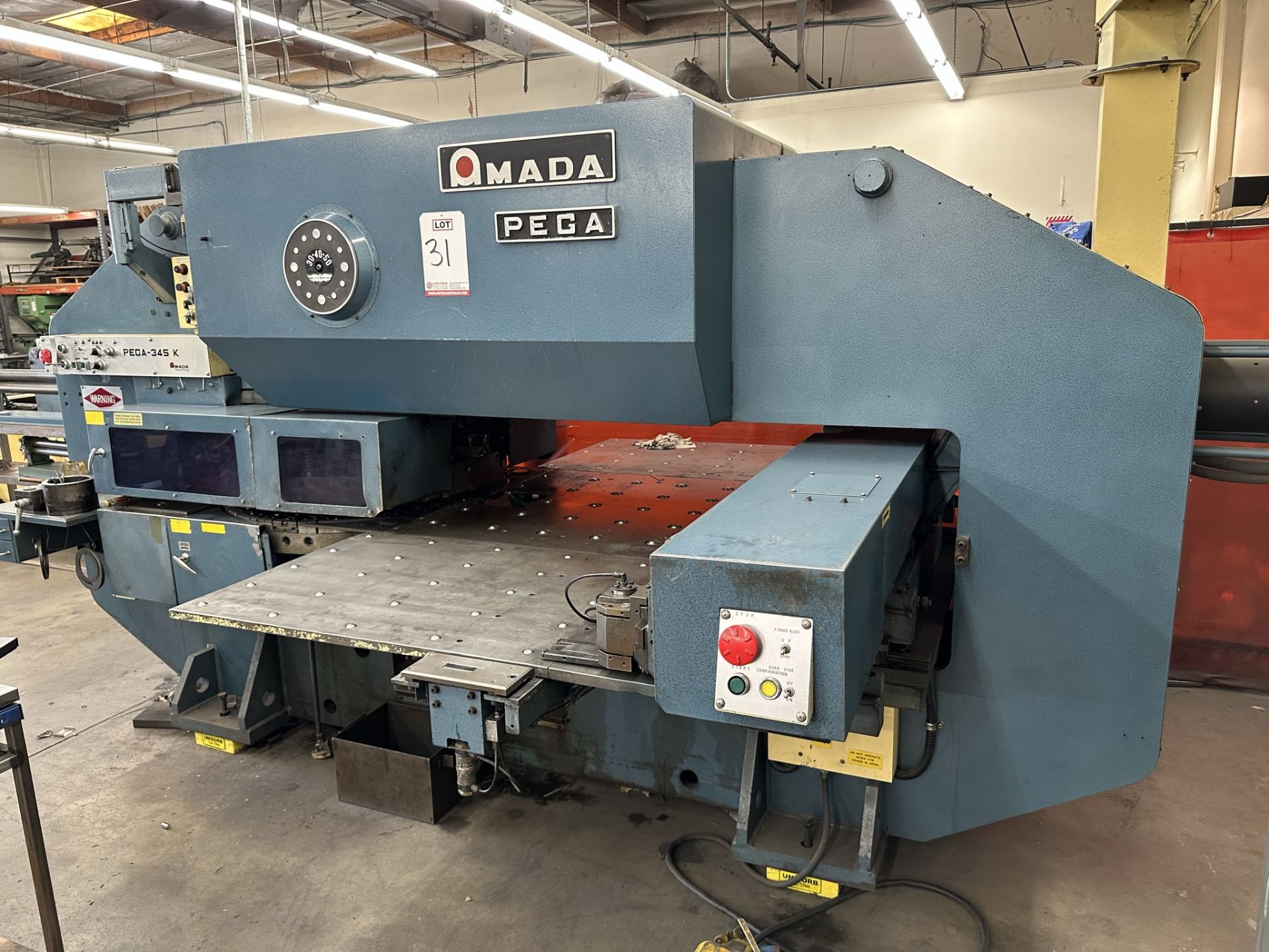 1985 AMADA TURRET PUNCH PRESS, MODEL PEGA 345 KING, 30-TON, 58-STATION, 40" X 50" SHEET SIZE, - Image 2 of 13