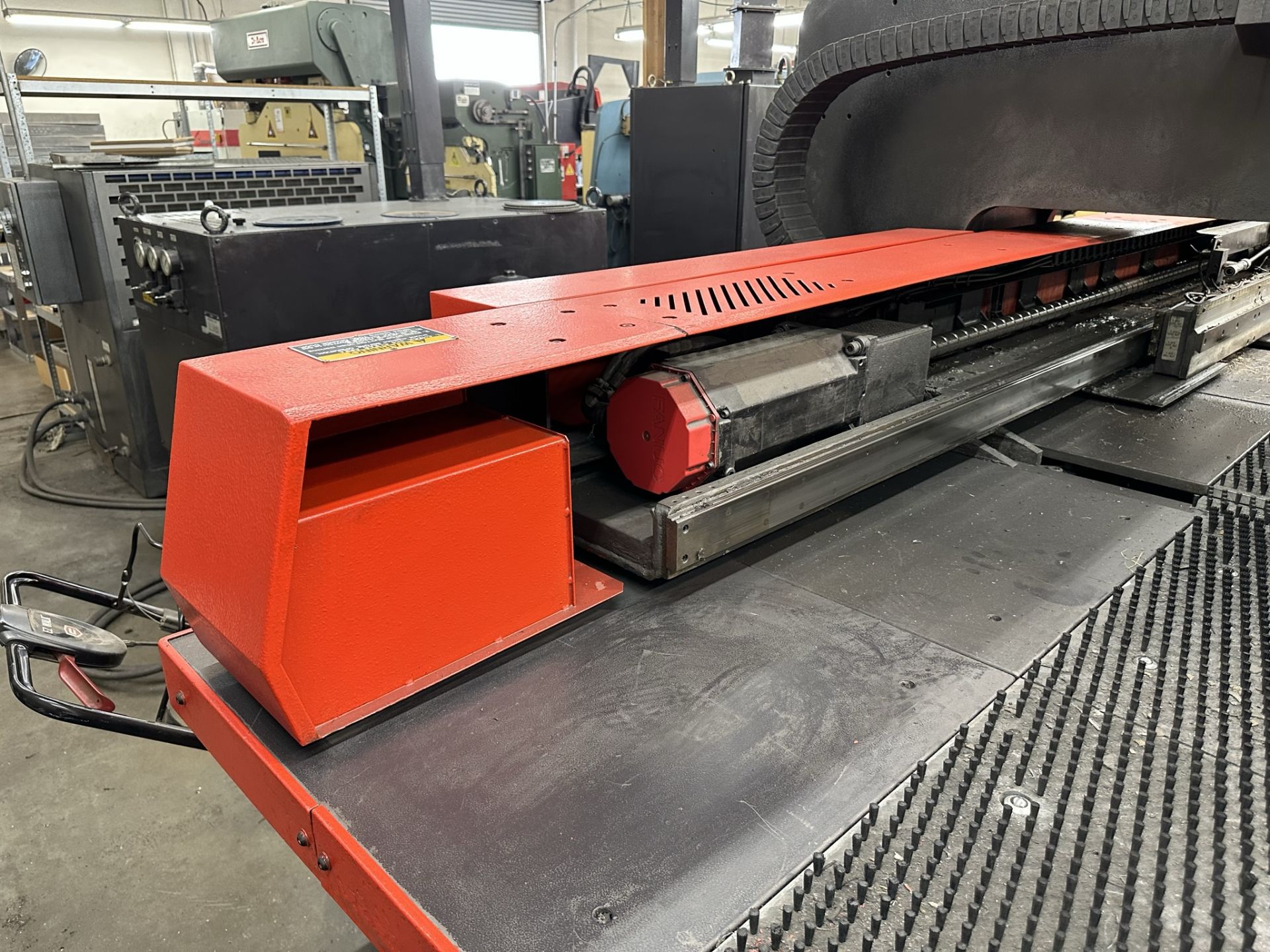 1996 AMADA VIPROS 358 KING TURRET PUNCH PRESS, 30-TON, 58-STATION, 50" X 157" SHEET SIZE, THICK - Image 13 of 21