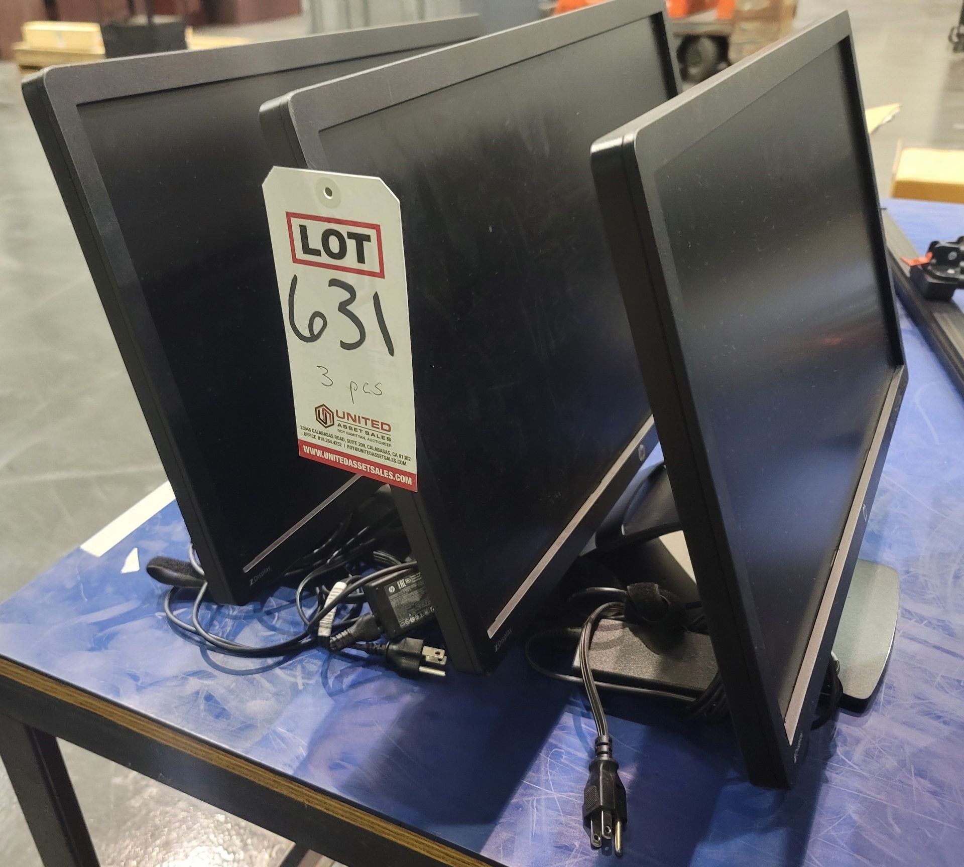 LOT - (3) HP MONITORS, (BUILDING 3)