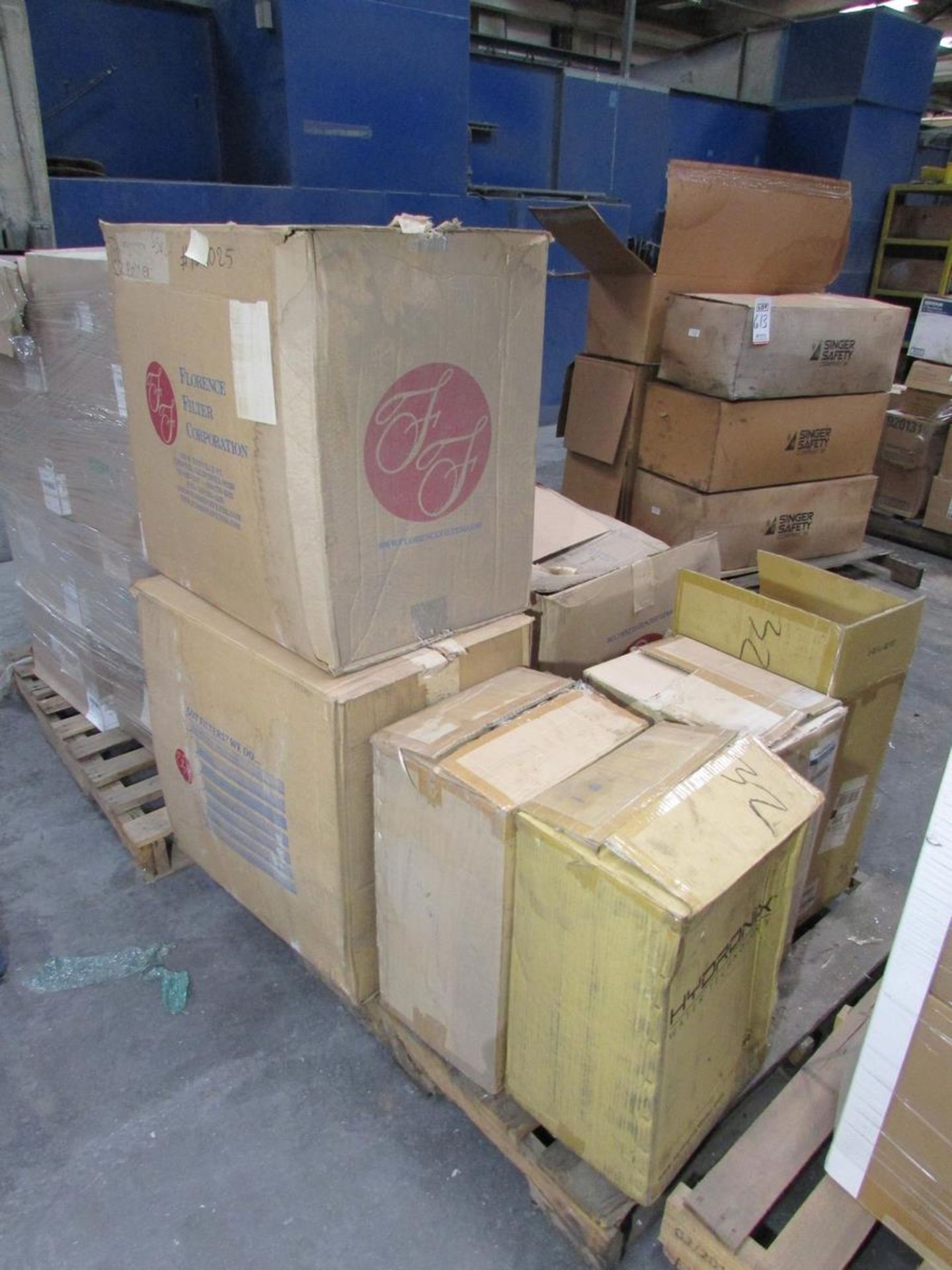 LOT - (2) PALLETS OF ASSORTED AIR & WATER FILTERS, W/ PALLET OF EVEREST OIL ABSORPTION PADS - Image 4 of 9
