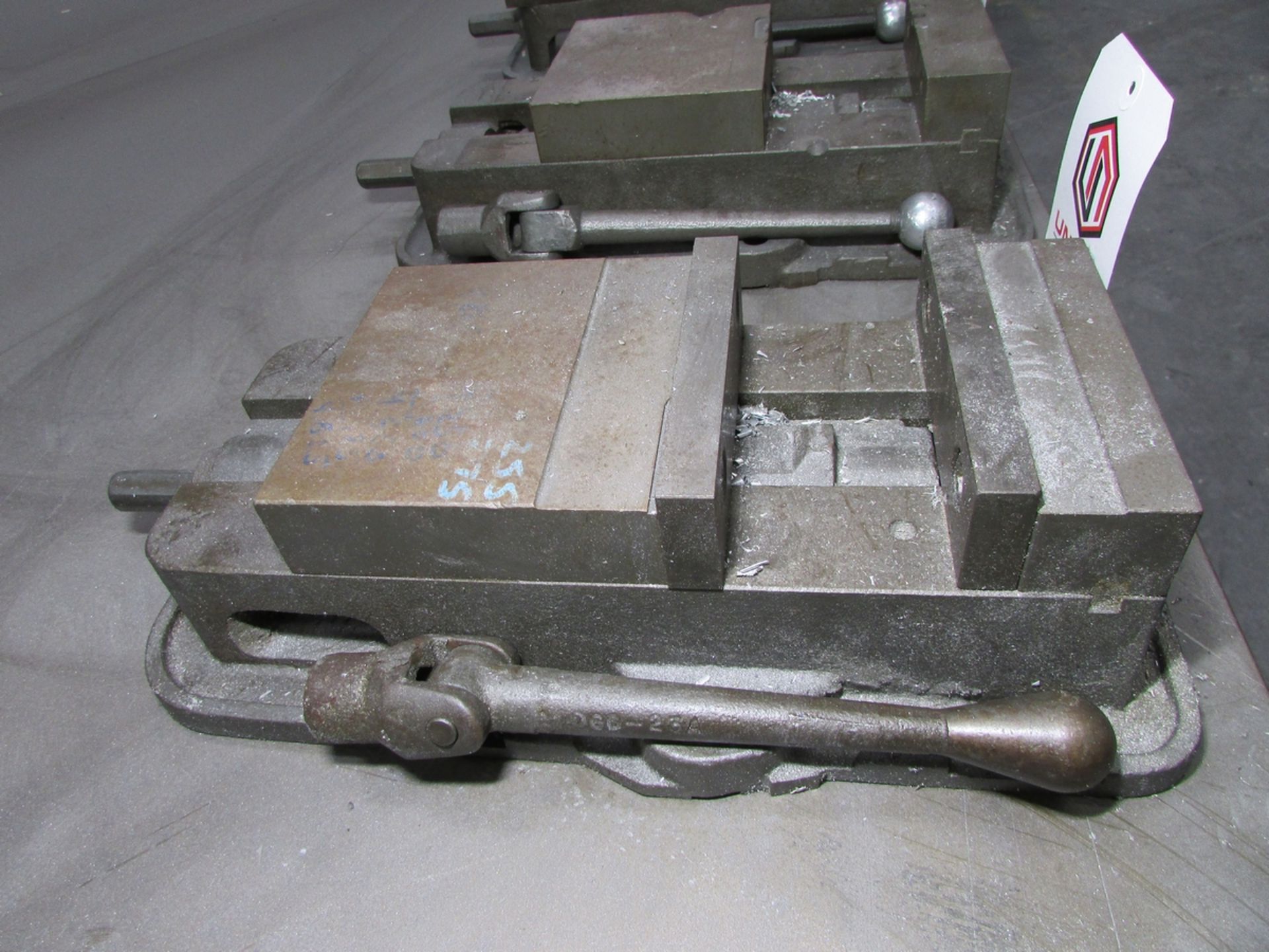 KURT 6" MACHINE VISE, S/N 82400 - Image 3 of 3