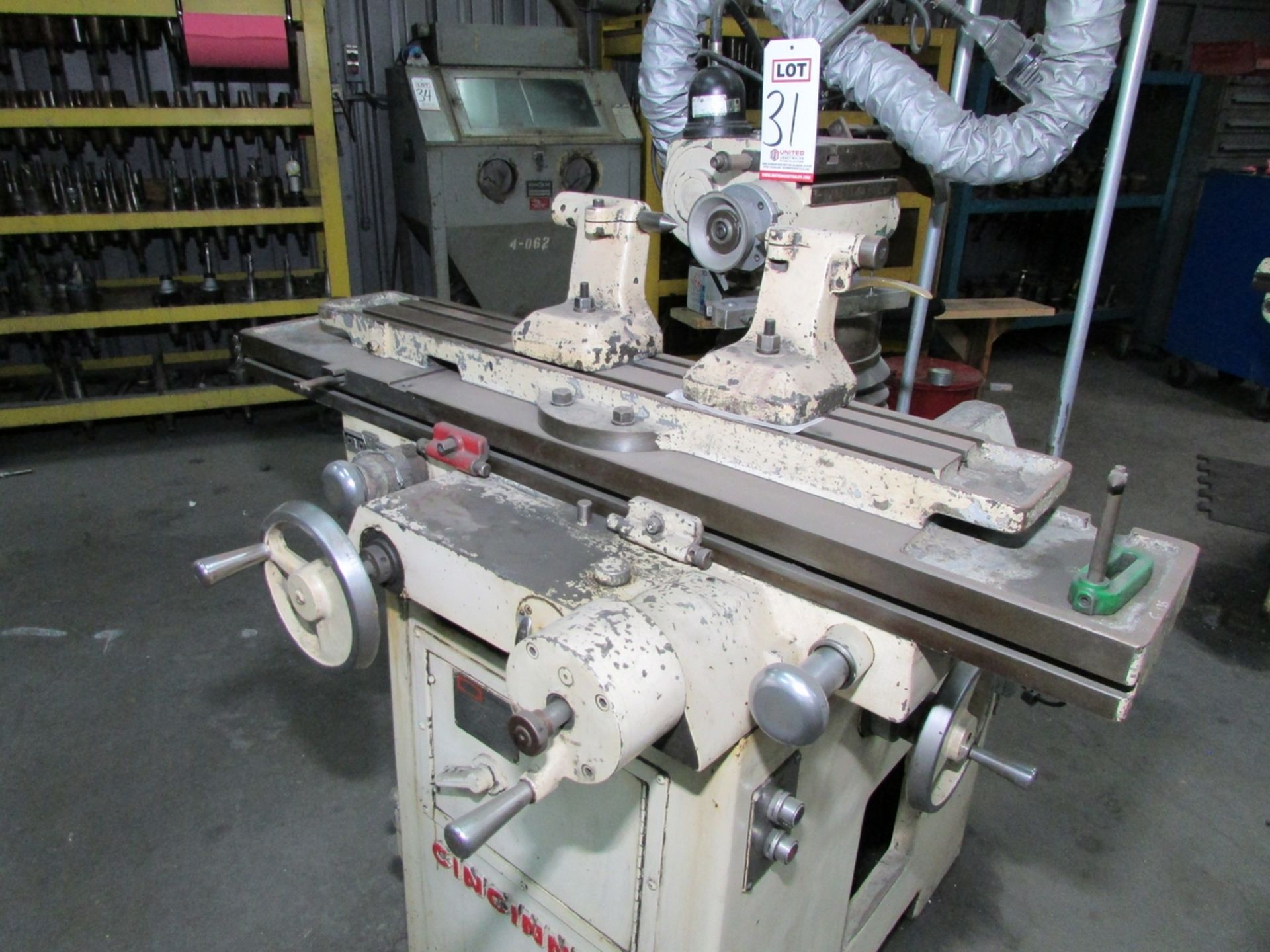 CINCINNATI UNIVERSAL CUTTER AND TOOL GRINDER, MODEL NO. 2, 36" X 6" T-SLOTTED TABLE, TAILSTOCK - Image 3 of 13