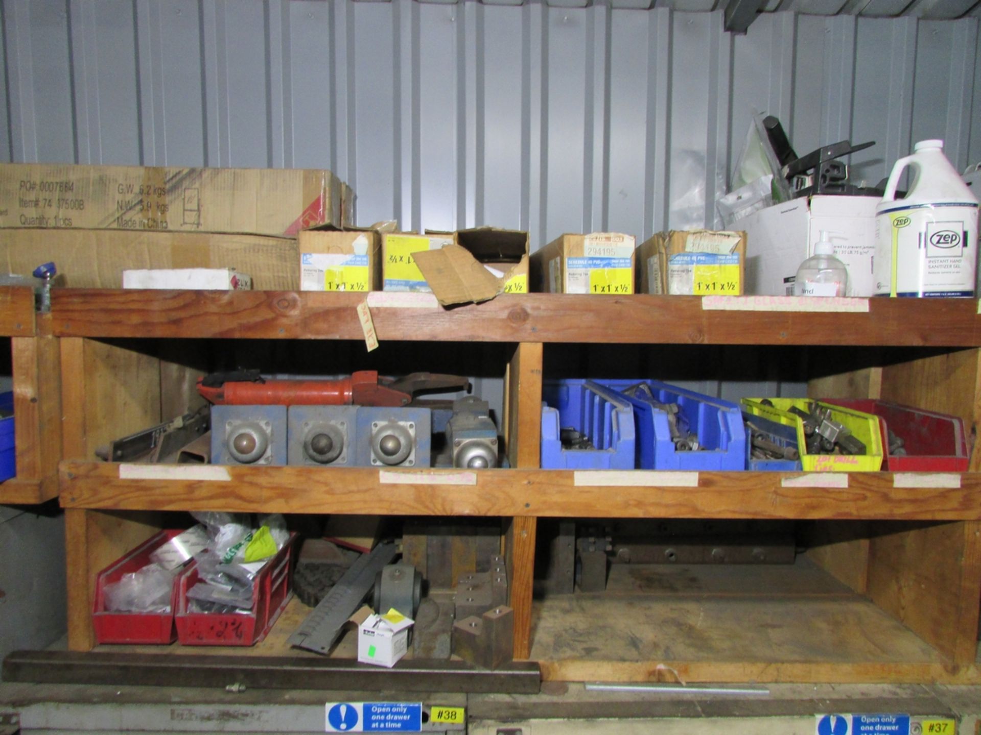 LOT - (10) SHELVING UNITS, W/ MISC. CONTENTS: LARGE ASSORTMENT OF HARDWARE, NUTS, BOLTS, FITTINGS, - Image 9 of 17