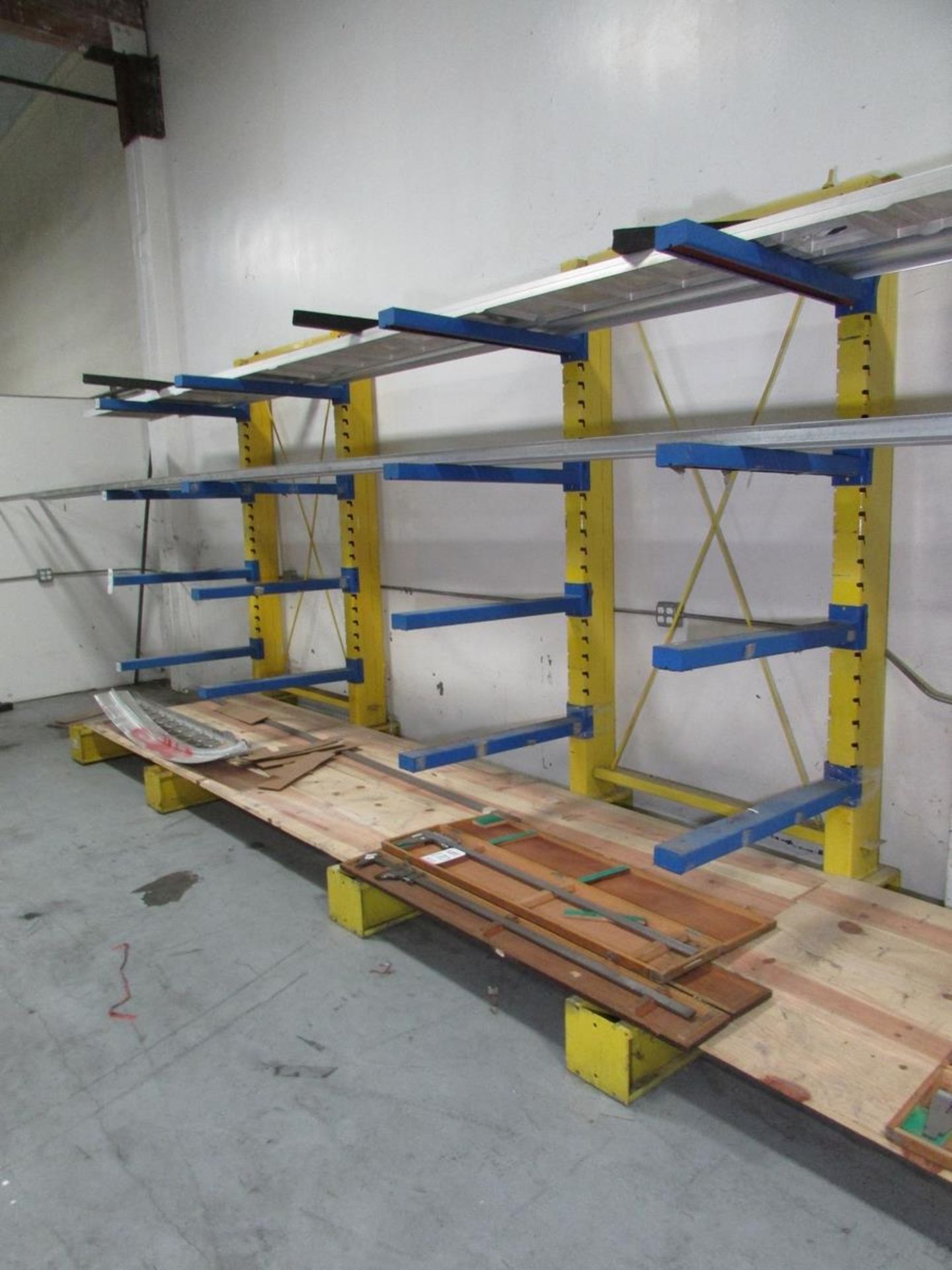 LOT - (4) SECTIONS OF ADJUSTABLE CANTILEVER RACKING, (8) 98" X 58" UPRIGHTS, 44" CROSSBEAMS, (32) - Image 3 of 4