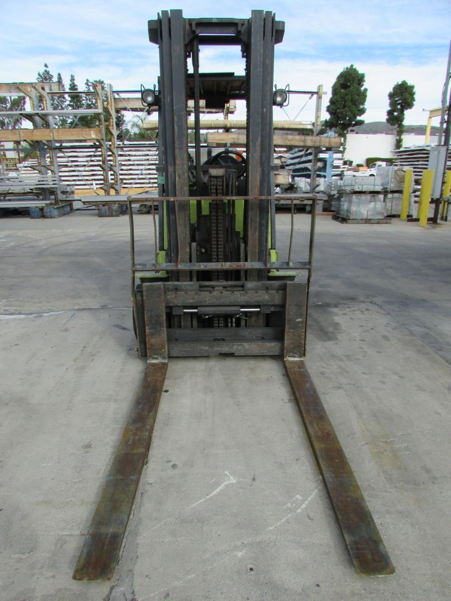 CLARK LPG FORKLIFT, MODEL CGC50L, 7,000 LB CAPACITY, 190" 3-STAGE MAST, 70" FORKS, SIDE SHIFT, SOLID - Image 11 of 12