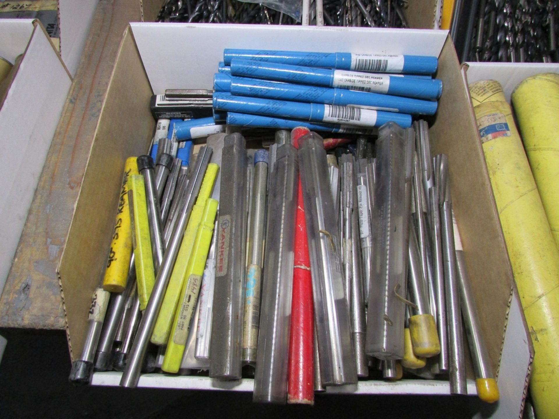 LOT - (6) BINS OF ASSORTED HSS TOOLING, TO INCLUDE MISC. DRILLS, REAMERS, AND 3/4" END MILLS - Image 4 of 7