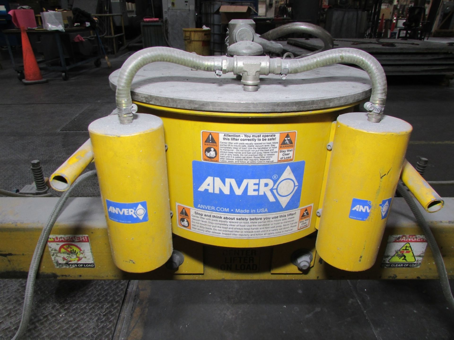 2008 ANVER 4,000 LB MECHANICAL VACUUM PLATE LIFTING ATTACHMENT, MODEL M250M-5X7L & L400M8-190 4/ - Image 8 of 10