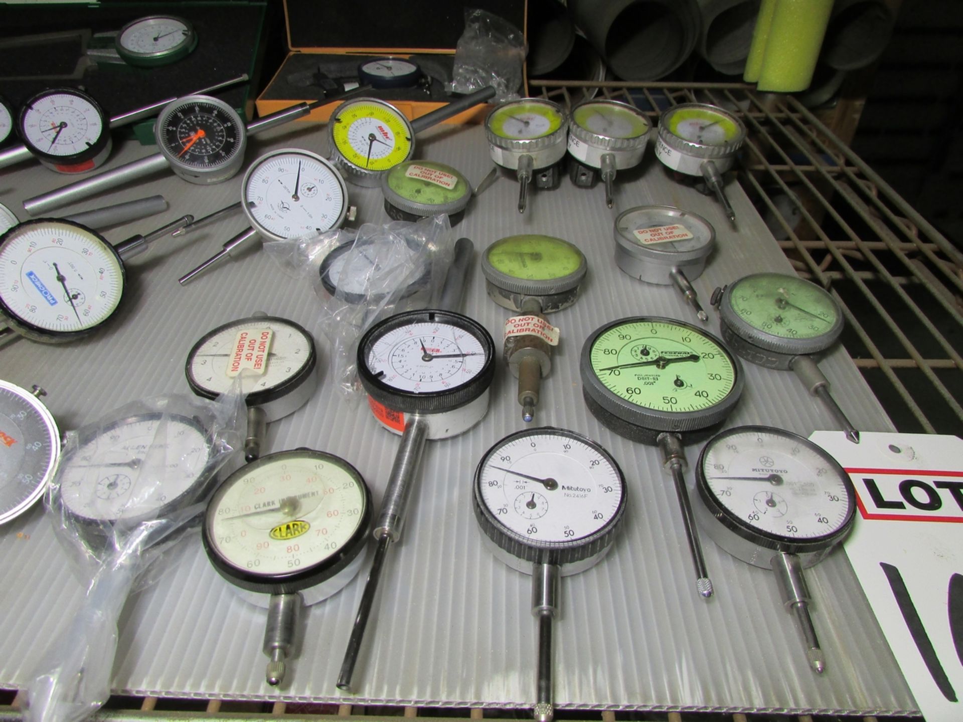 LOT - LARGE ASSORTMENT OF DIAL INDICATOR GAGES - Image 2 of 5