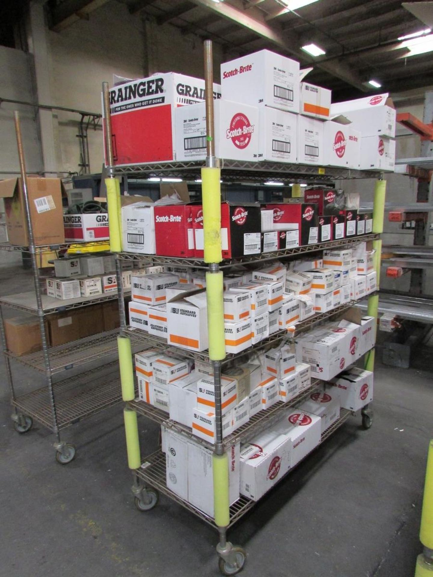 LOT - (5) NEXEL ROLLING WIRE RACKS, W/ CONTENTS: LARGE ASSORTMENT OF ABRASIVE CONSUMABLES - Image 10 of 15