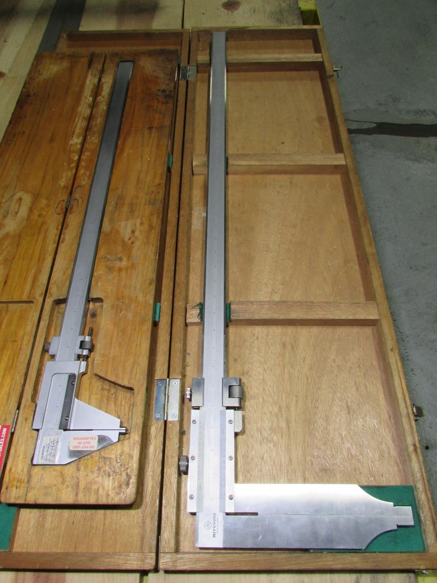 LOT - (2) VERNIER CALIPERS: (1) MITUTOYO 30", (1) SCHERR TUMICO 24" - Image 4 of 4