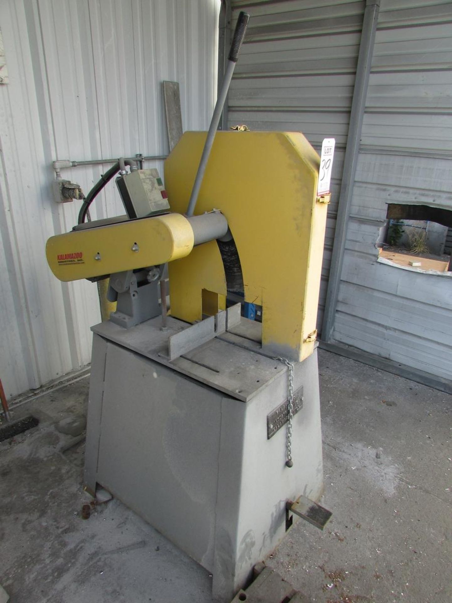 KALAMAZOO 20" ABRASIVE CUT-OFF SAW, 15 HP, 1725 RPM, 208-230/460V 3PH, W/ 20" X 120" ROLLER CONVEYOR