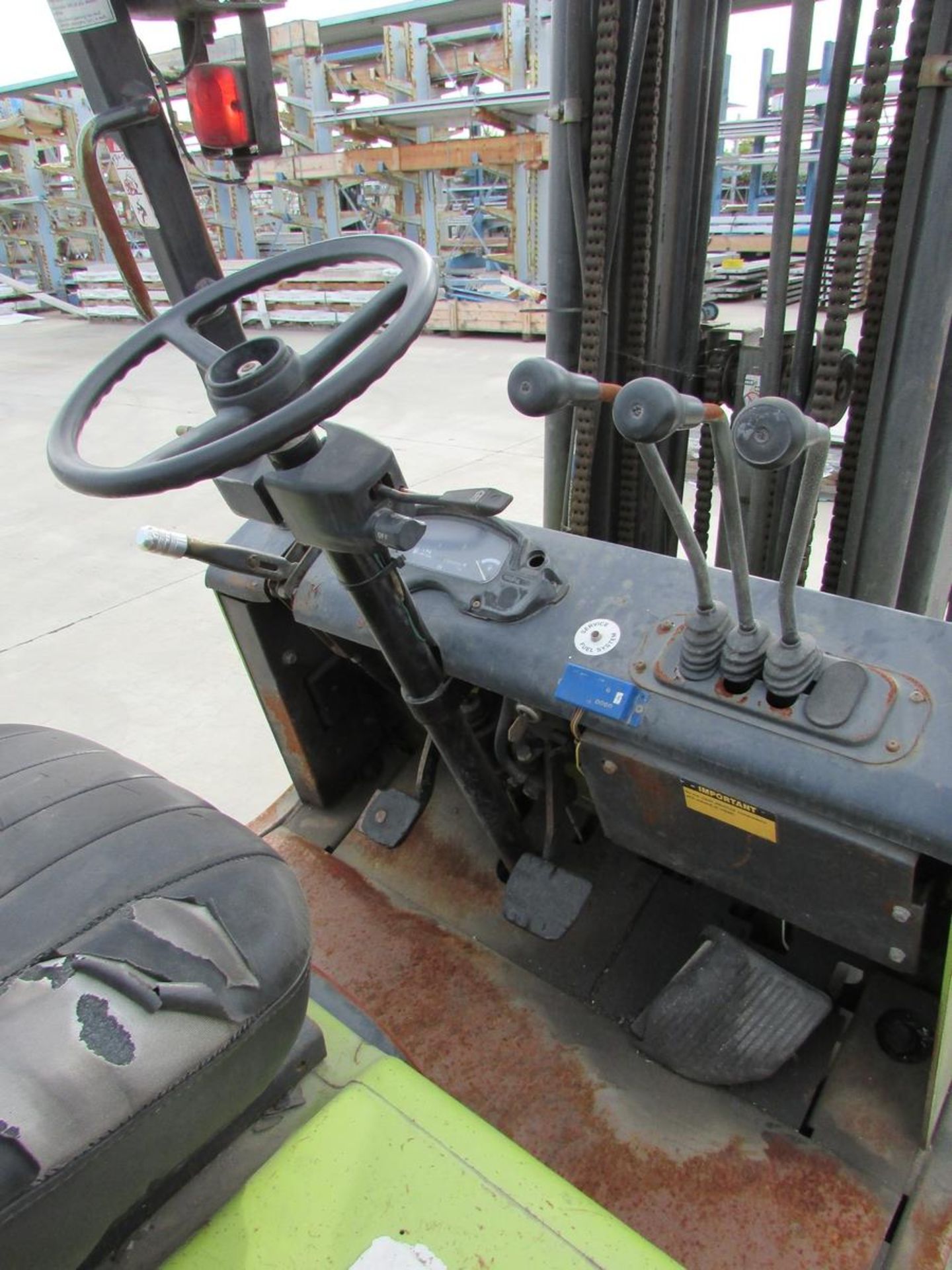 CLARK LPG FORKLIFT, MODEL CMP15, 2,235 LB CAPACITY, 189" 3-STAGE MAST, 48" FORKS, SIDE SHIFT, - Image 6 of 12