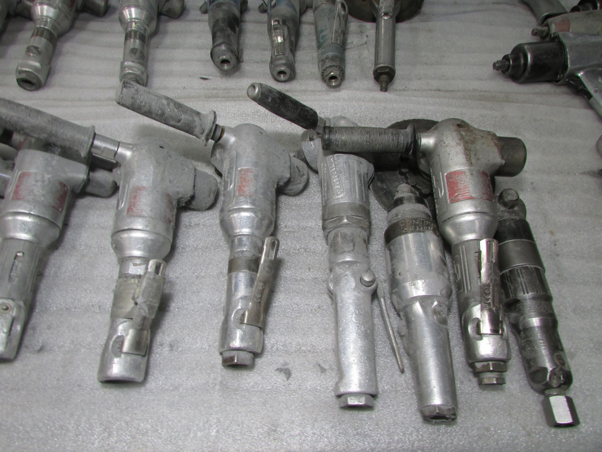 LOT - (16) ASSORTED PNEUMATIC ANGLE GRINDERS/SANDERS/POLISHERS - Image 2 of 5