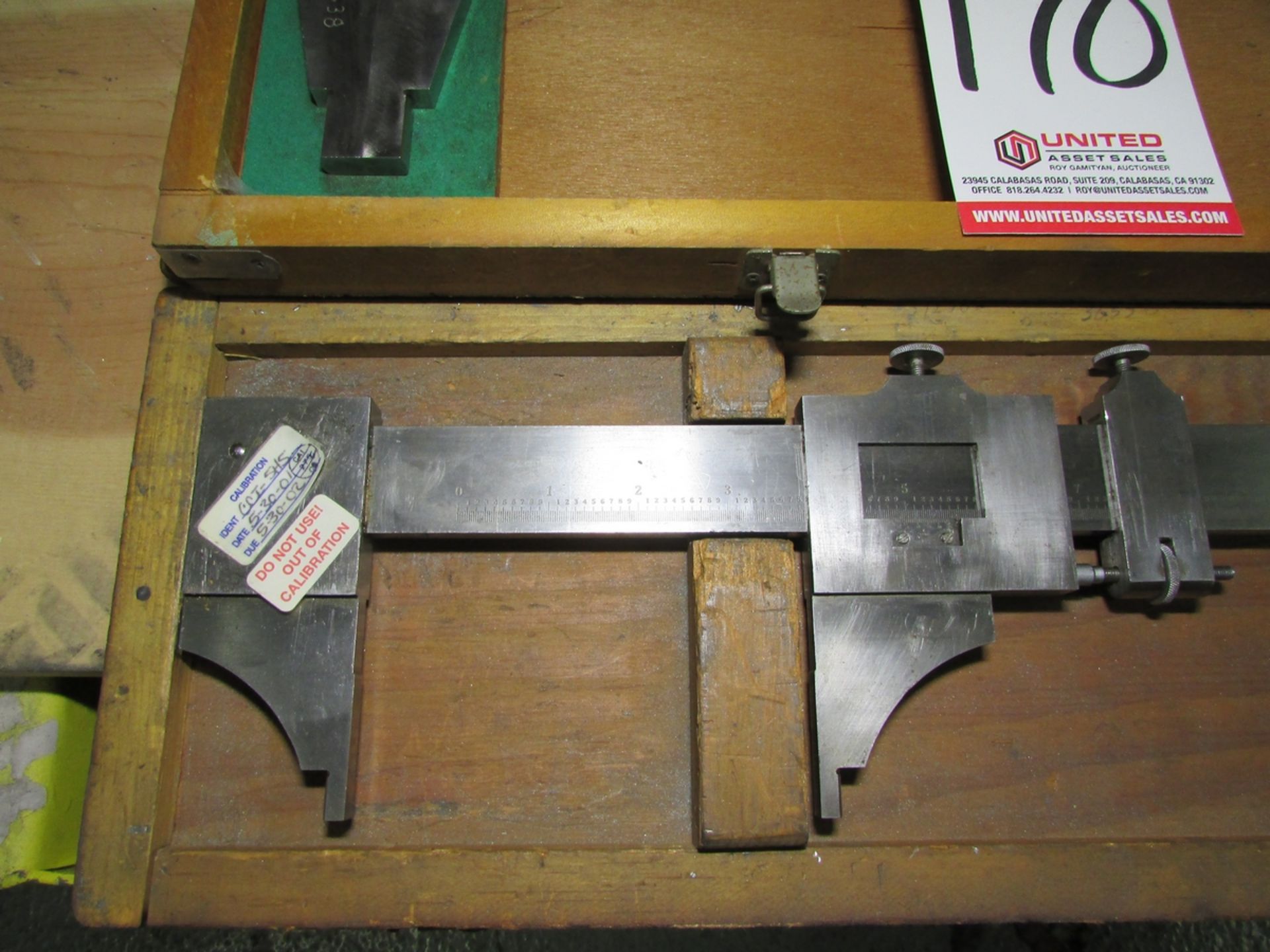 LOT - (2) VERNIER CALIPERS: (1) SCHERR TUMICO 48", (1) MITUTOYO 40" - Image 2 of 4