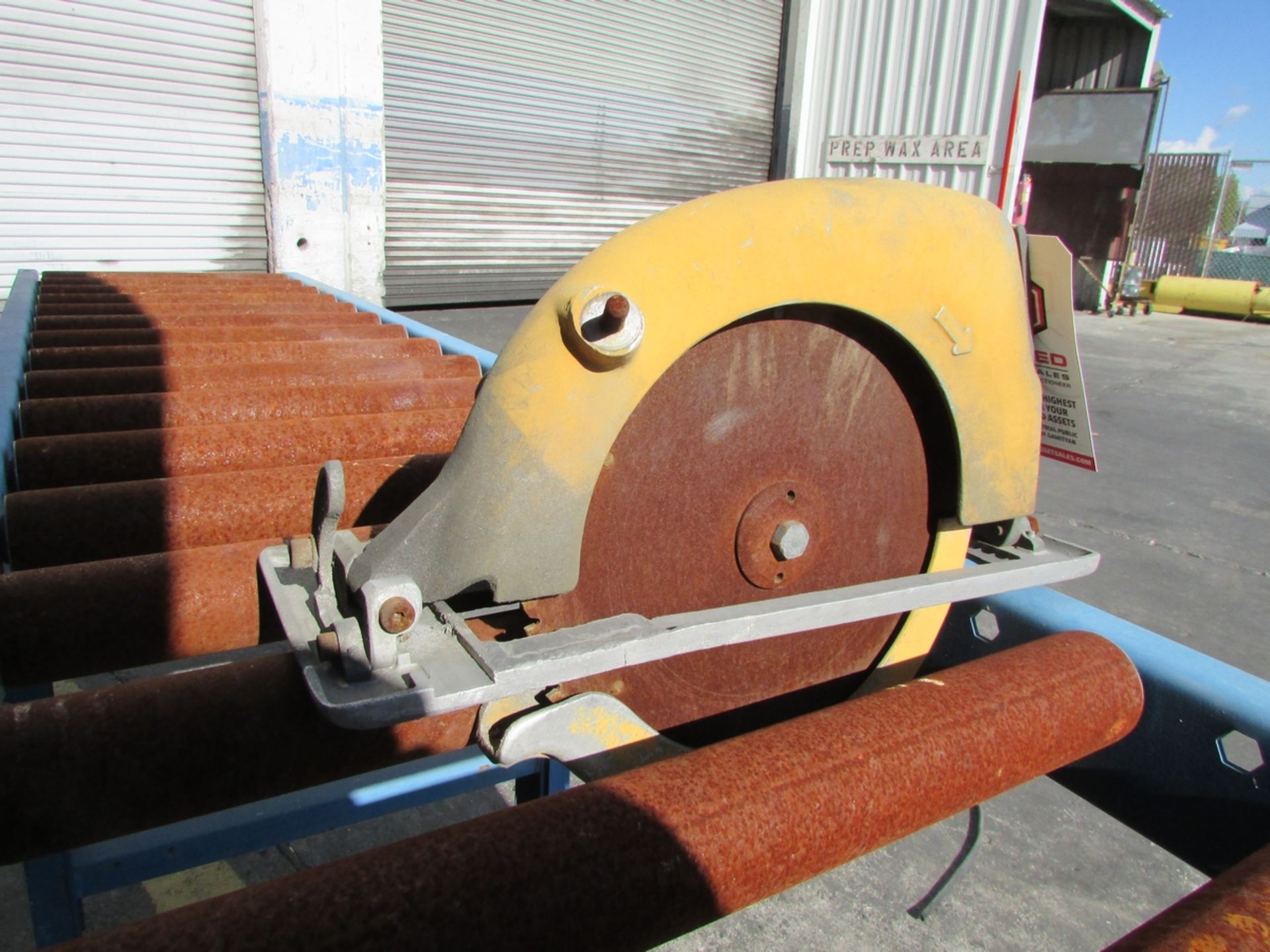 KALAMAZOO 20" ABRASIVE CUT-OFF SAW, 15 HP, 1725 RPM, 208-230/460V 3PH, W/ 20" X 120" ROLLER CONVEYOR - Image 8 of 8