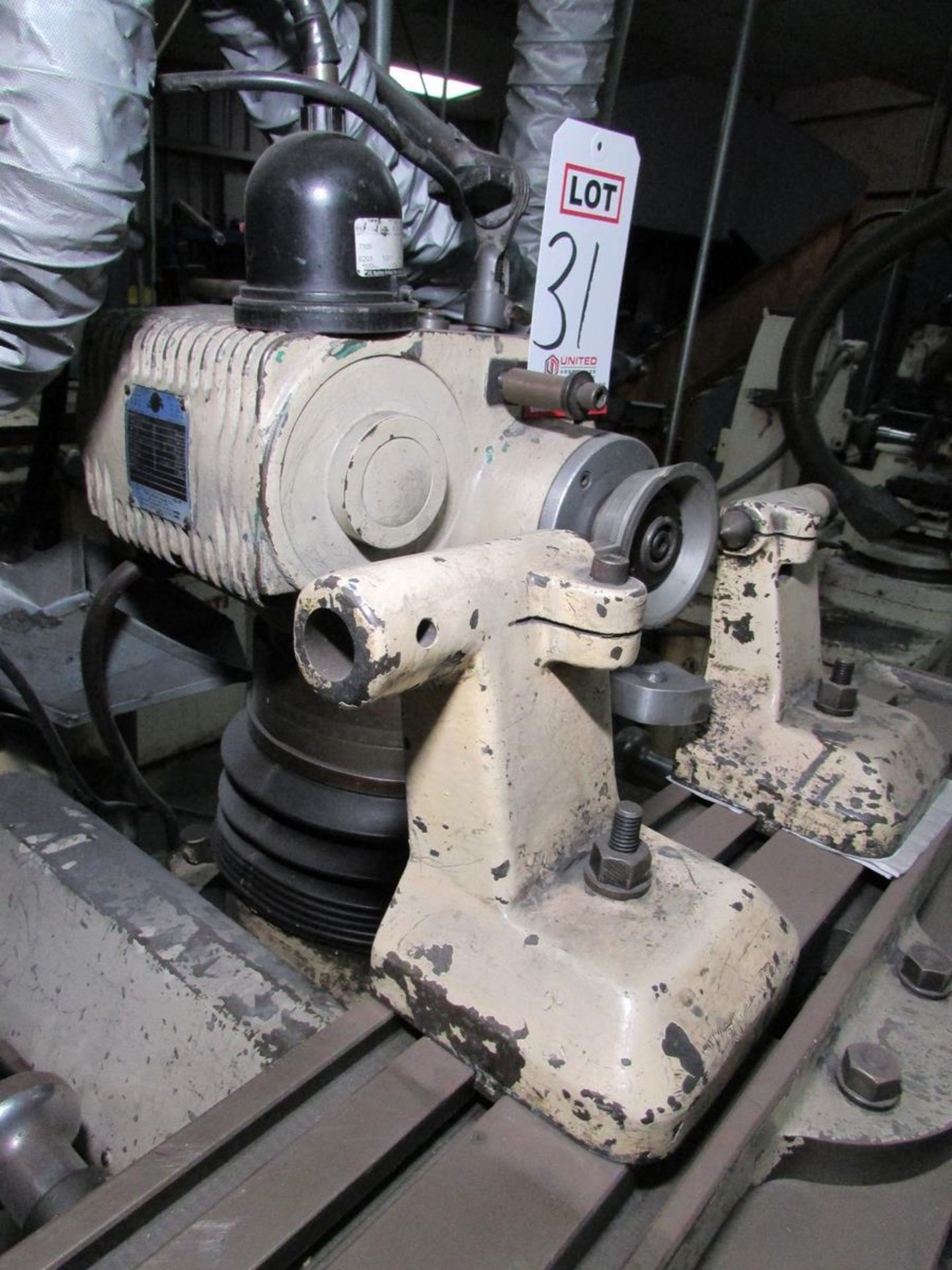 CINCINNATI UNIVERSAL CUTTER AND TOOL GRINDER, MODEL NO. 2, 36" X 6" T-SLOTTED TABLE, TAILSTOCK - Image 12 of 13