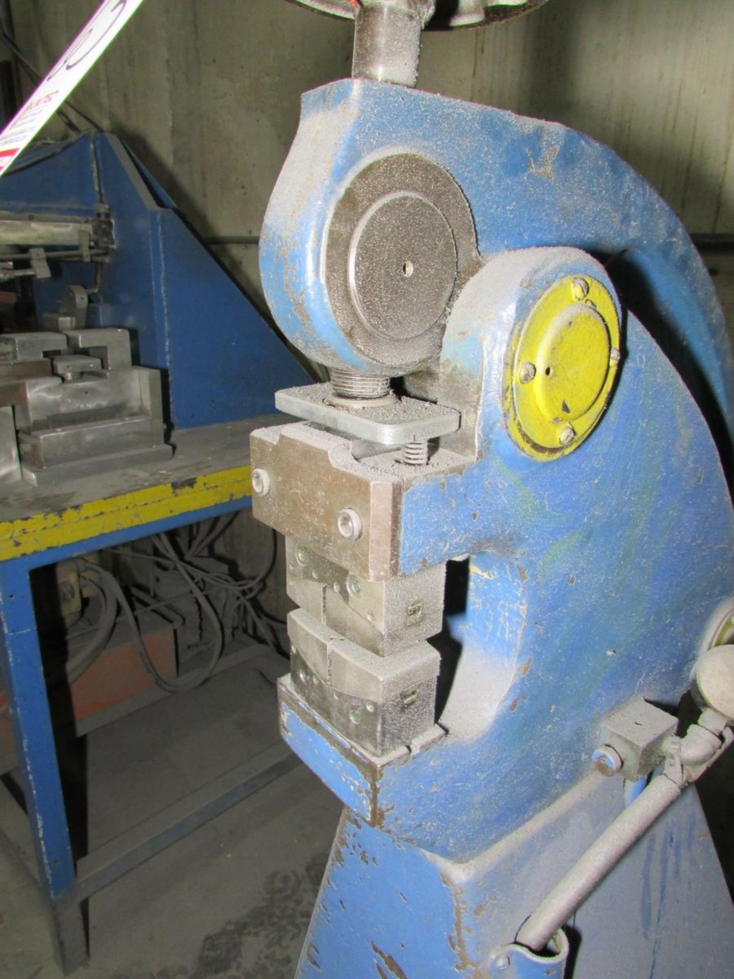 MARCHANT MACHINE CORP SHRINKING AND STRETCHING MACHINE, MODEL 4A, S/N 235 - Image 4 of 10