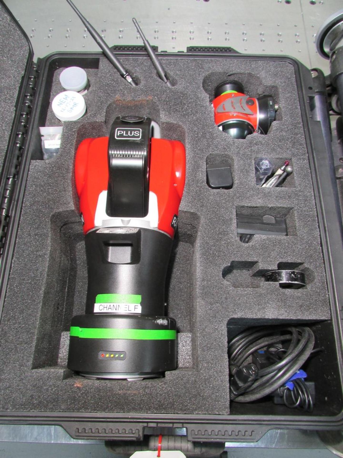 2019 API PORTABLE LASER TRACKING SYSTEM, MODEL RADIAN PLUS-50, S/N 70529, REV. 9.1, EQUIPPED W/ V- - Image 3 of 9