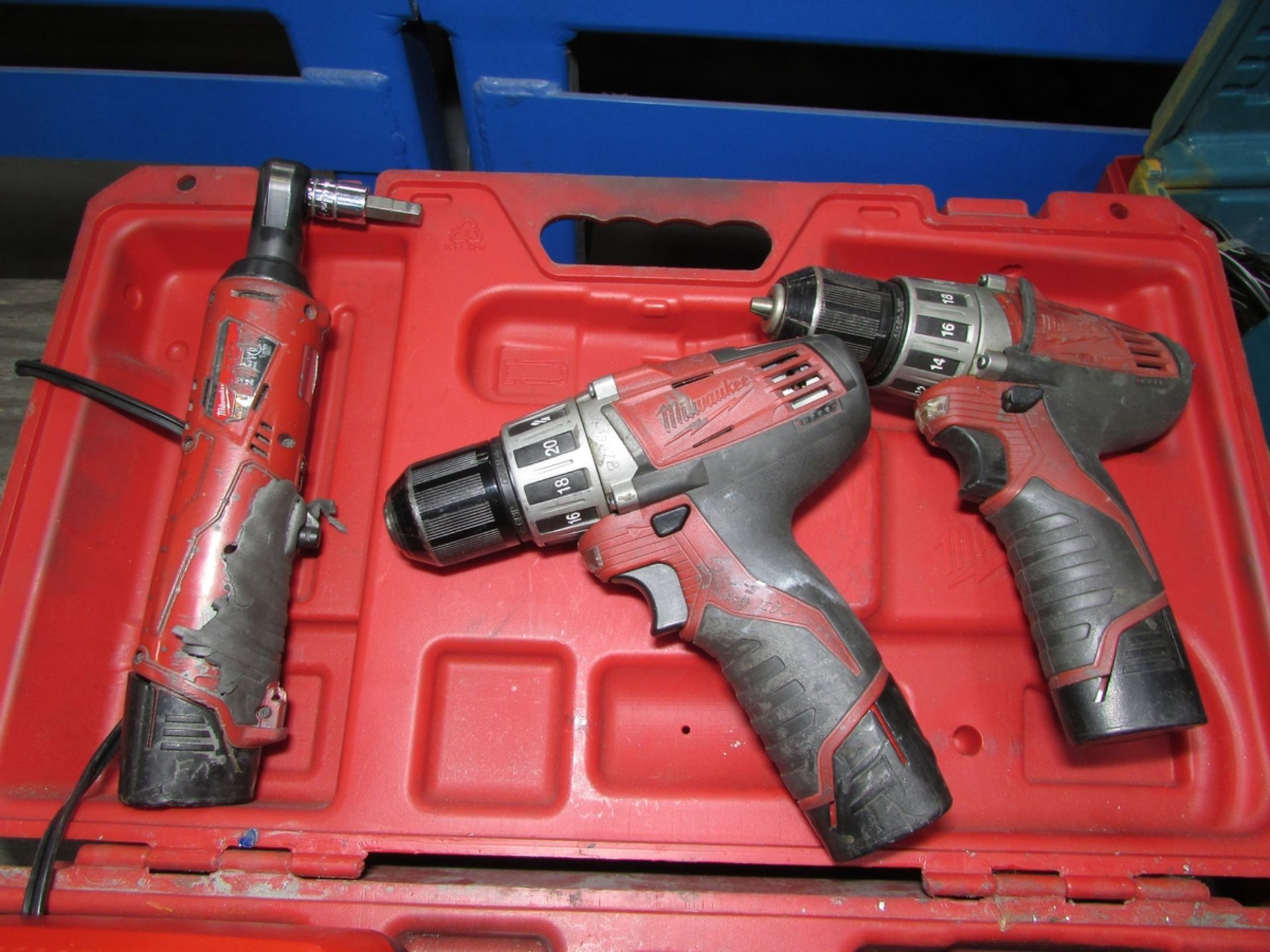 LOT - (8) CORDLESS ELECTRIC POWER TOOLS: (2) HILTI SF 181-A 1/2" ELECTRIC DRILL/DRIVER (NEEDS - Image 7 of 7