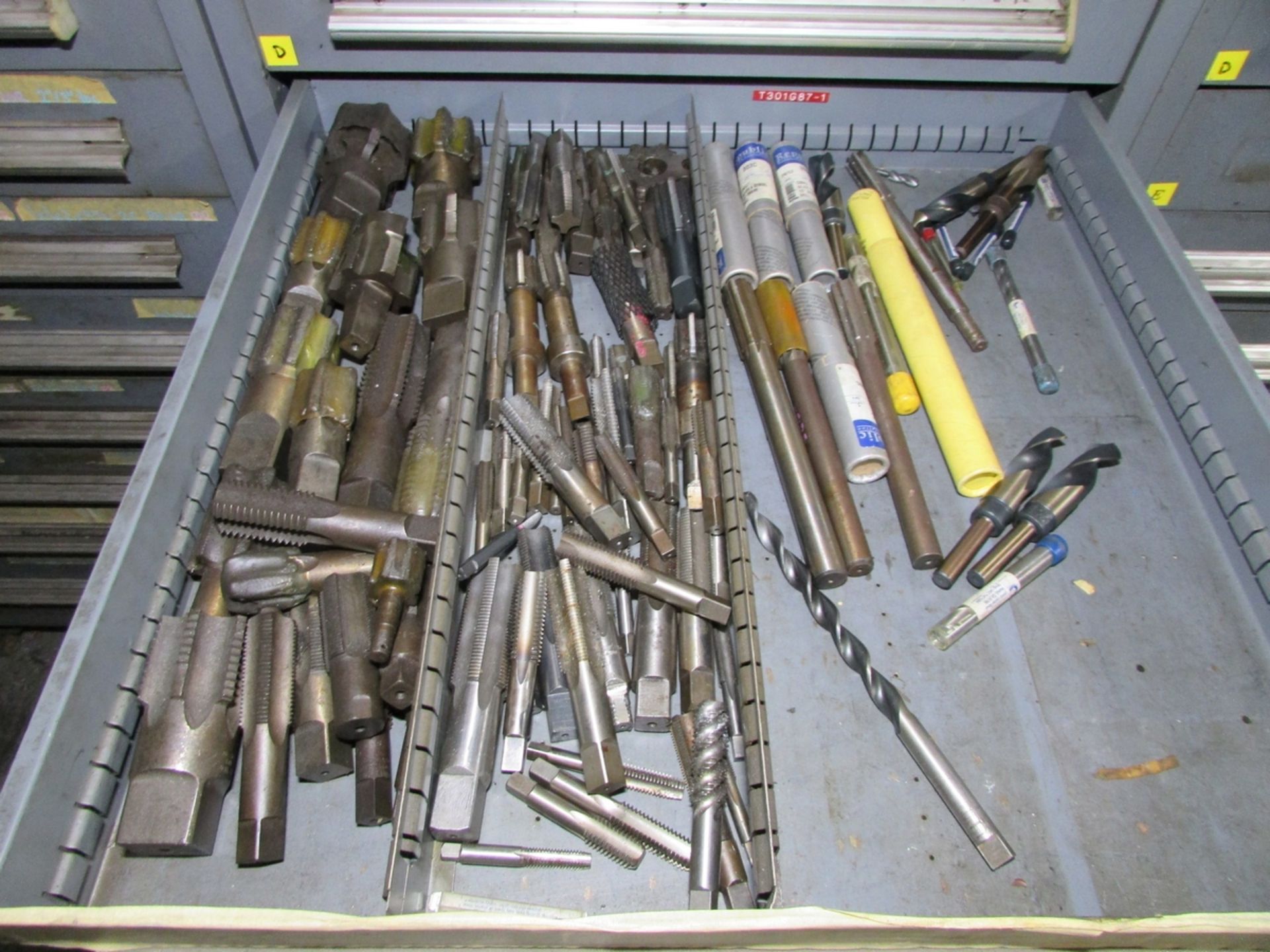 STANLEY VIDMAR 11-DRAWER HEAVY DUTY PARTS CABINET, W/ CONTENTS: ASSORTED HSS END MILLS, DRILLS, - Image 6 of 12