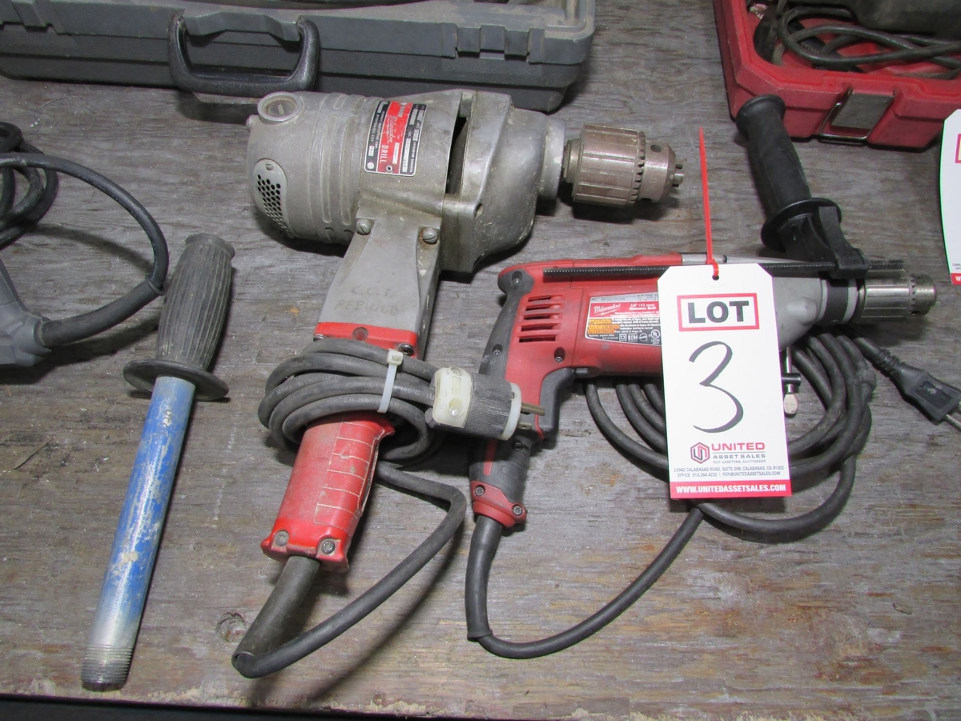 LOT - (2) MILWAUKEE ELECTRIC DRILLS: (1) CAT NO. 5378-20 1/2" HAMMER DRILL, (1) CAT. NO. 1854-1 3/4"