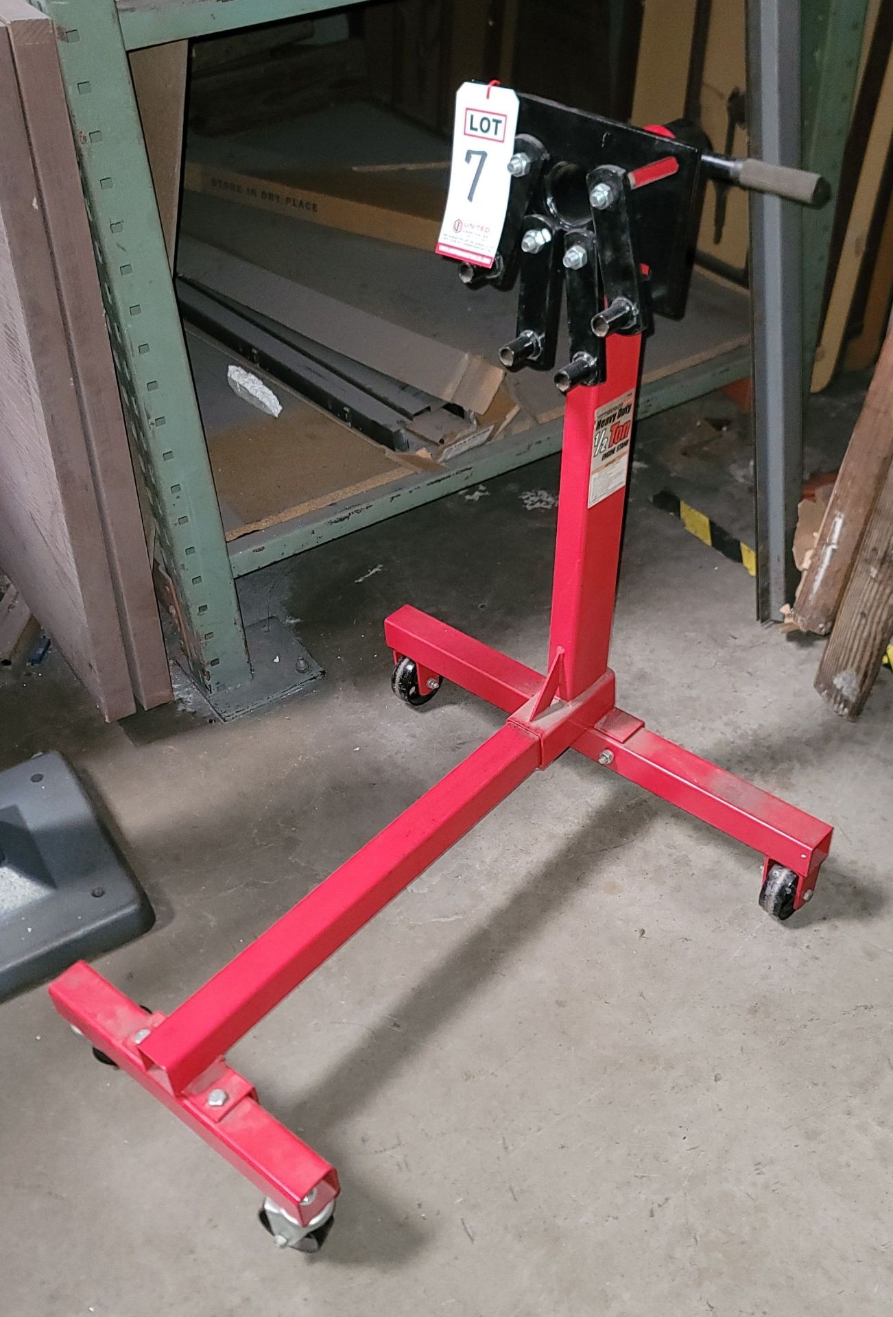 PITTSBURG 1/2-TON HEAVY DUTY ENGINE STAND