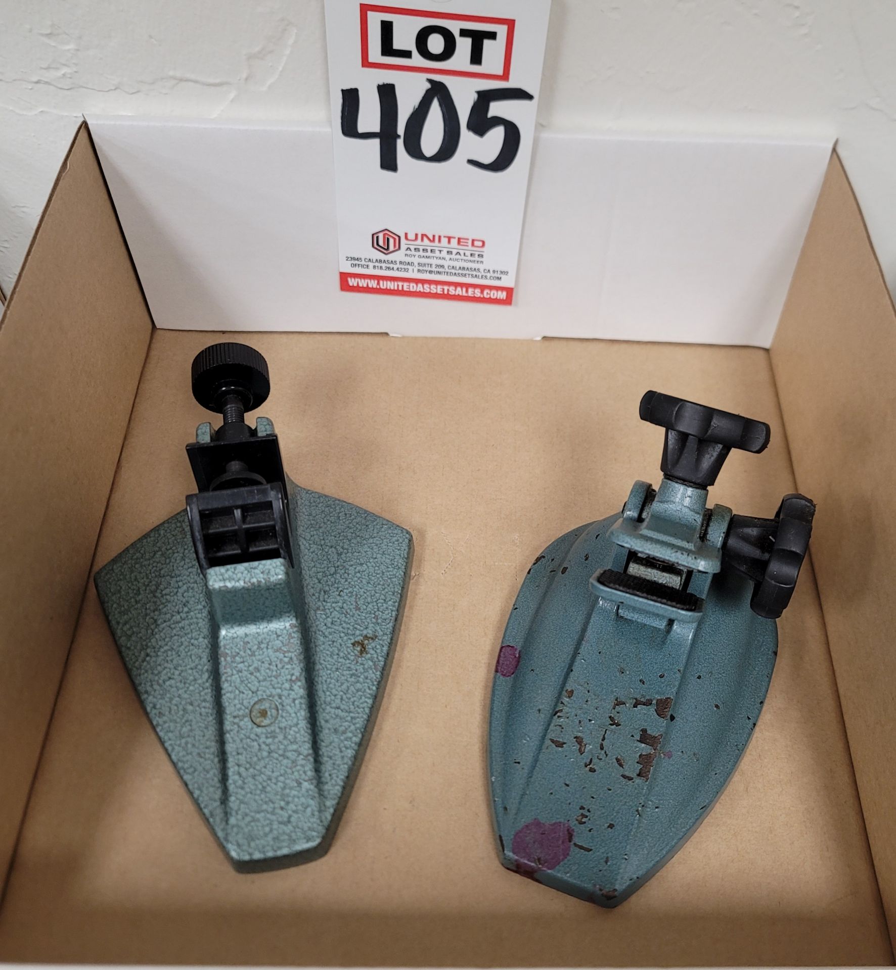 LOT - (2) INDICATOR STANDS