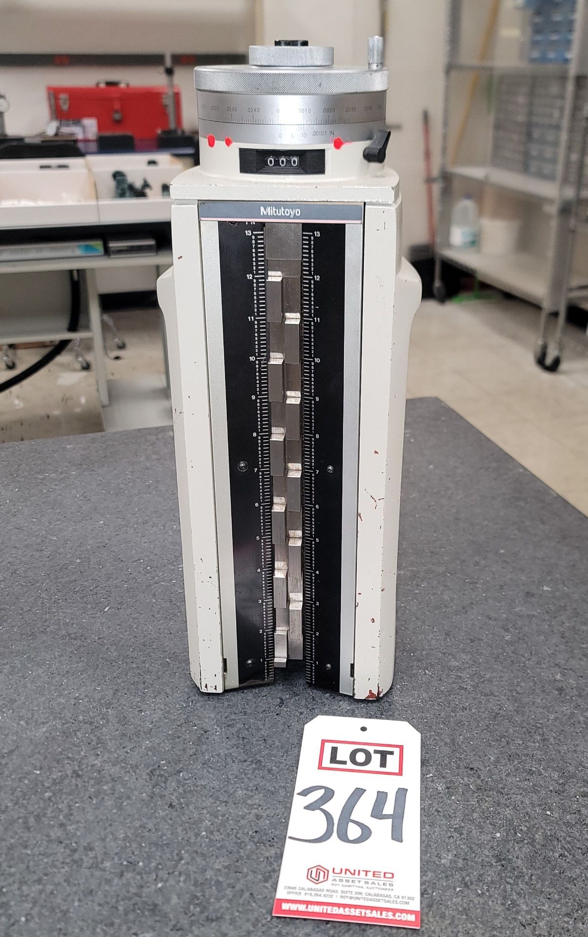 MITUTOYO 12" HEIGHT MASTER HEIGHT GAGE, MODEL 515-311