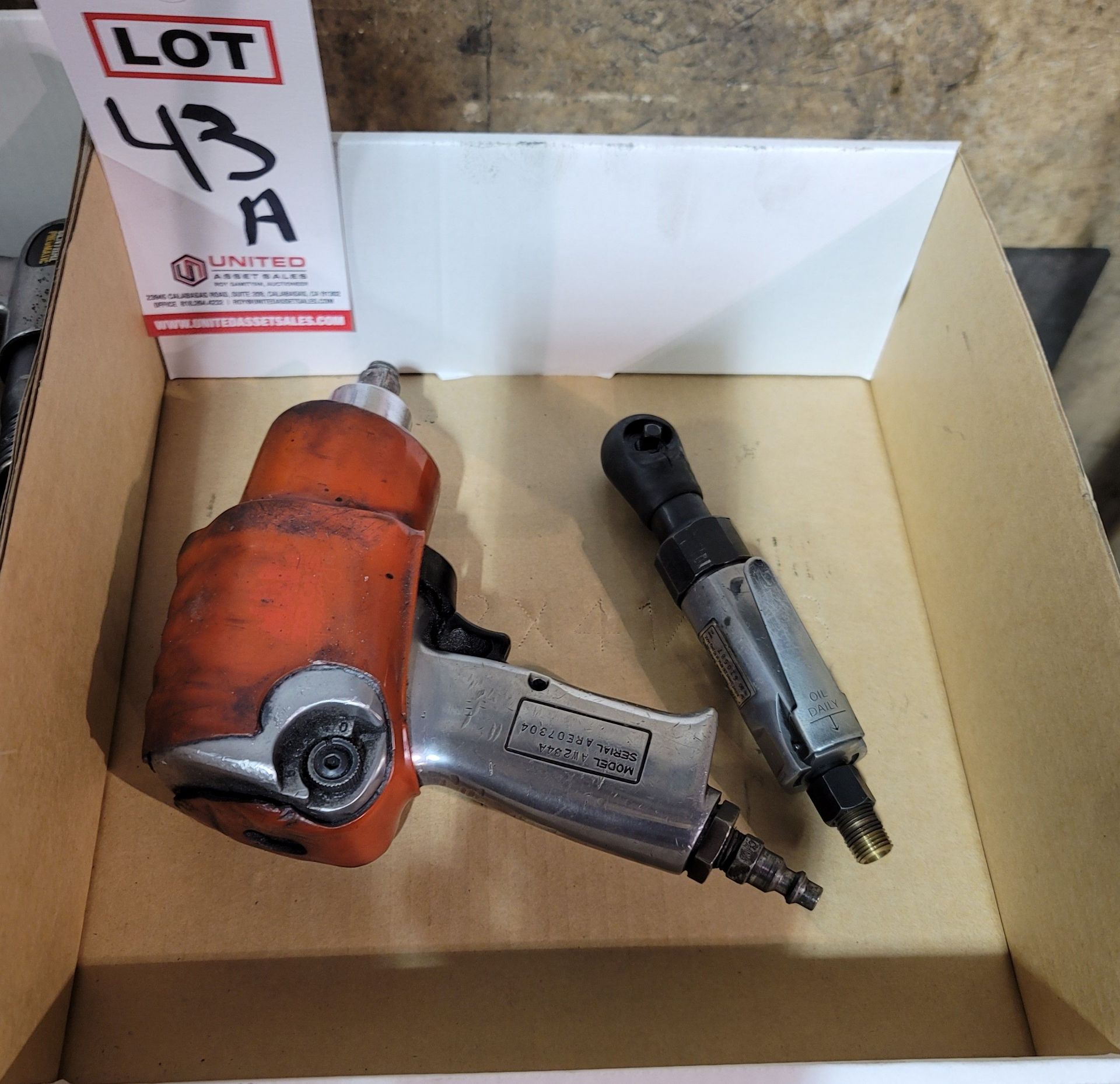 LOT - (2) AIR TOOLS: (1) 1/2" IMPACT WRENCH AND (1) 1/4" RATCHET