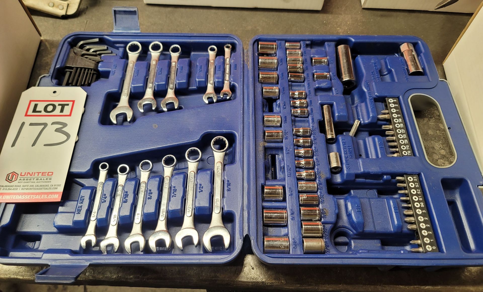 TOOL SET IN CASE, SOME MISSING PIECES